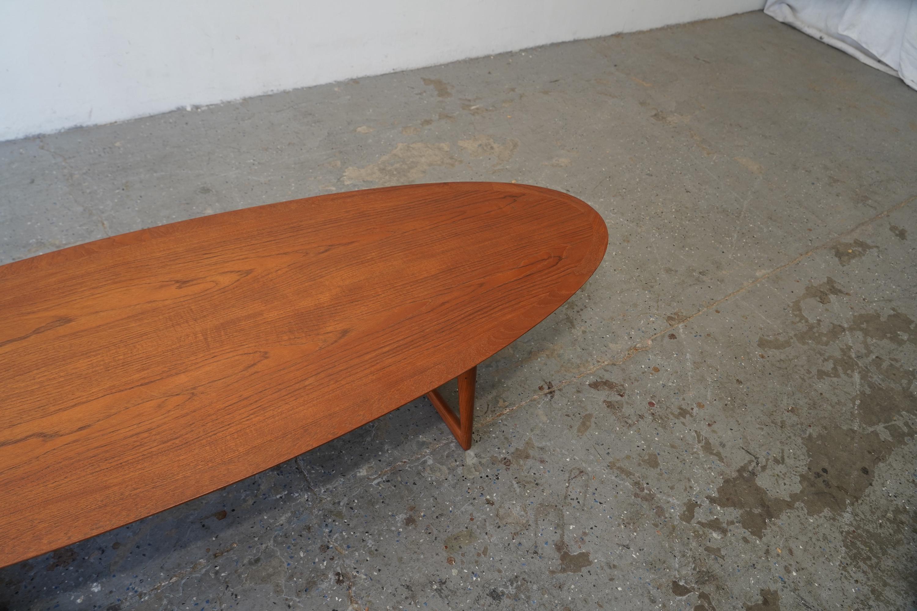 Mid-Century Danish Modern Moreddi Walnut Surfboard Coffee Table For Sale 2