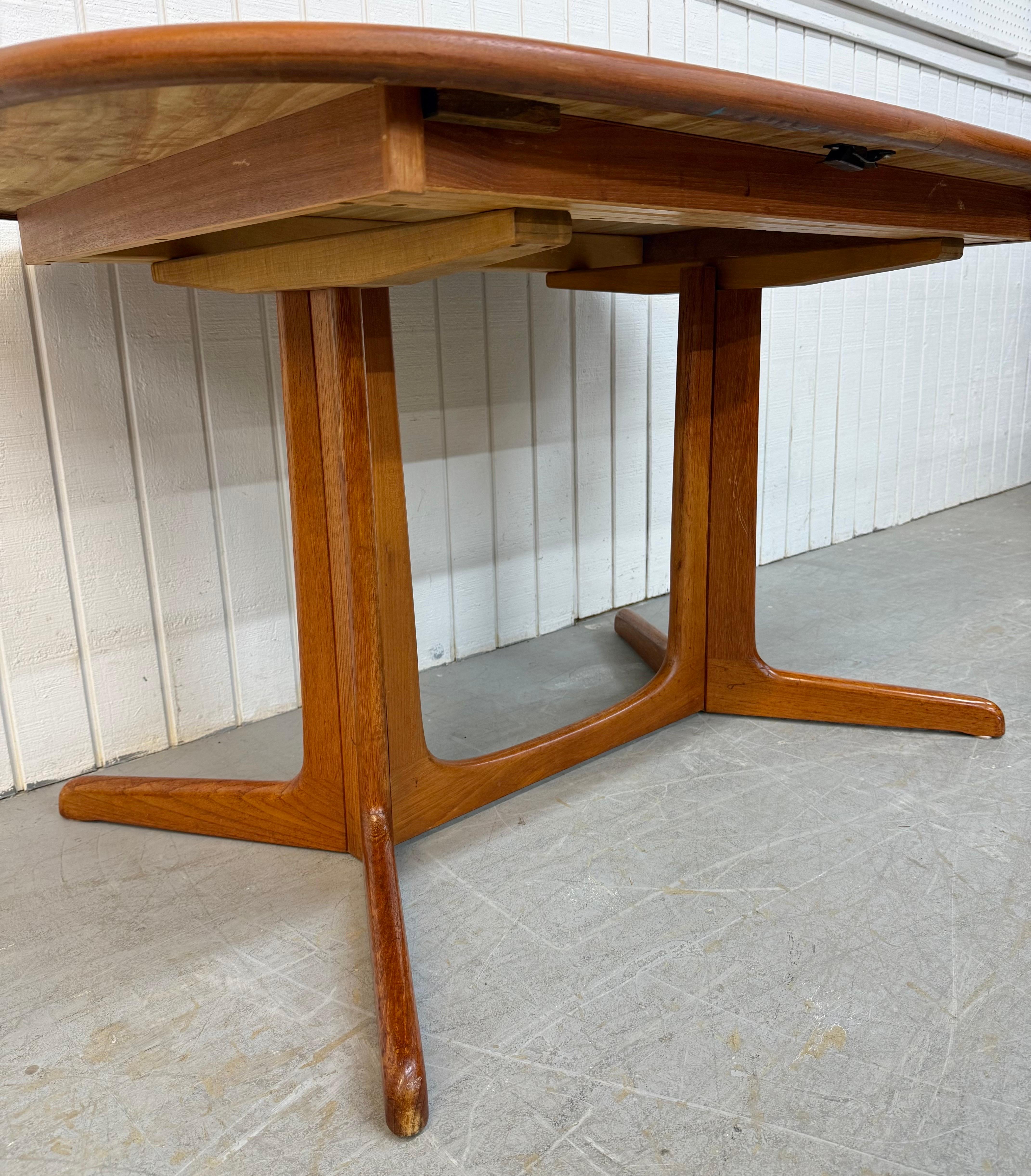 Mesa de comedor de teca moderna danesa de mediados de siglo Niels Møller para Gudme Møbelfabrik en venta 1
