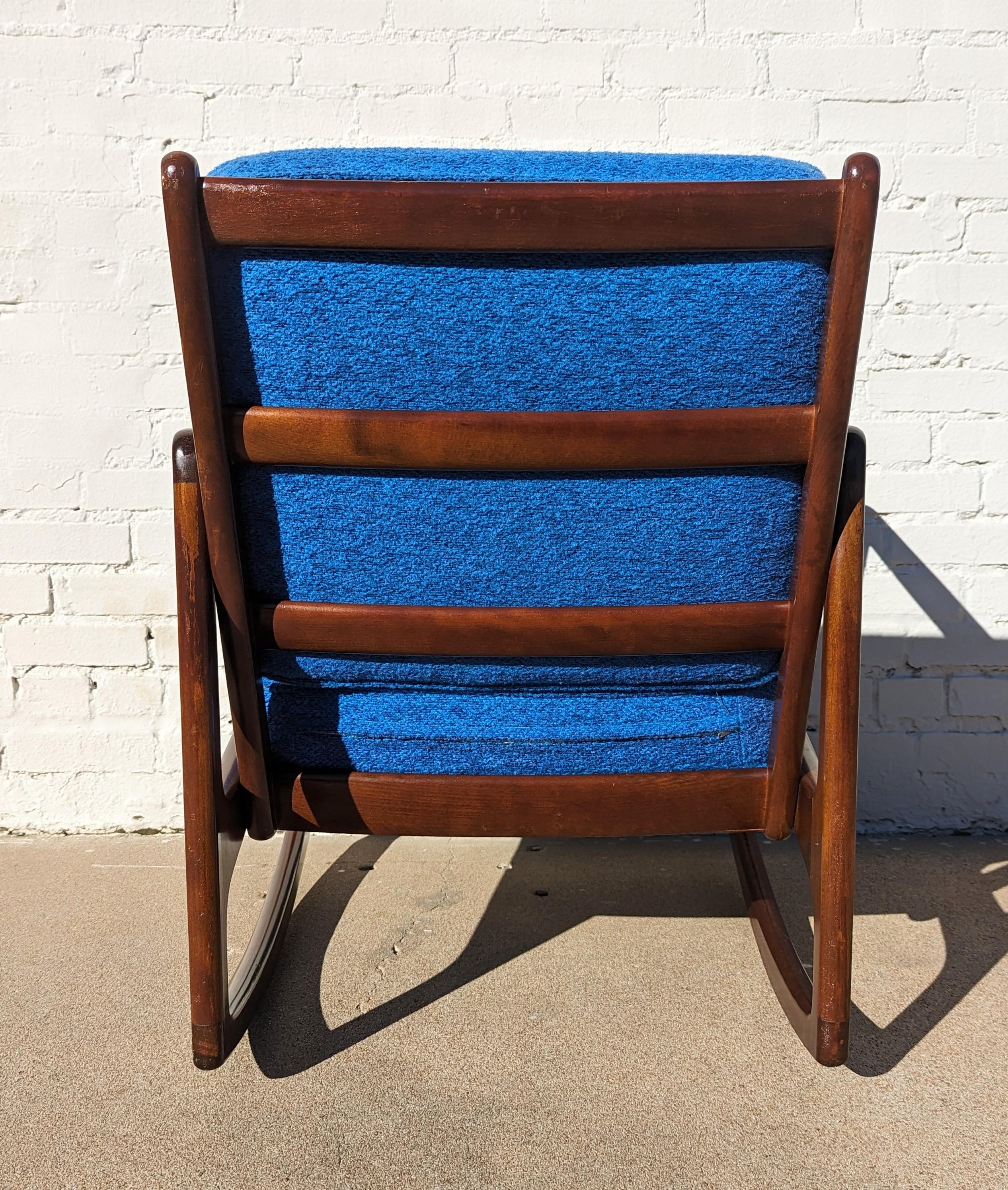 Mid Century Danish Modern Ole Wanscher Rocker for France and Sons  For Sale 5