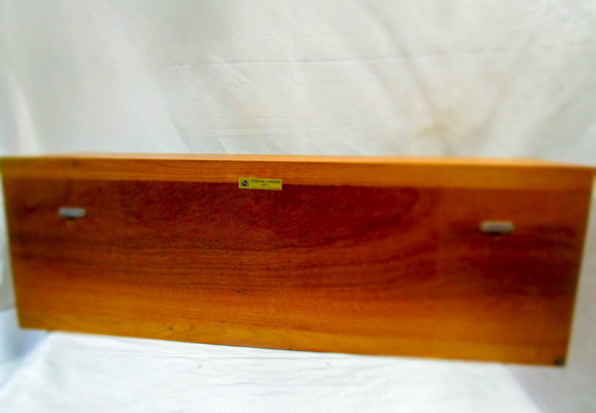 Midcentury Danish Modern Pedersen & Hansen Teak Wood Floating Wall Shelf For Sale 3