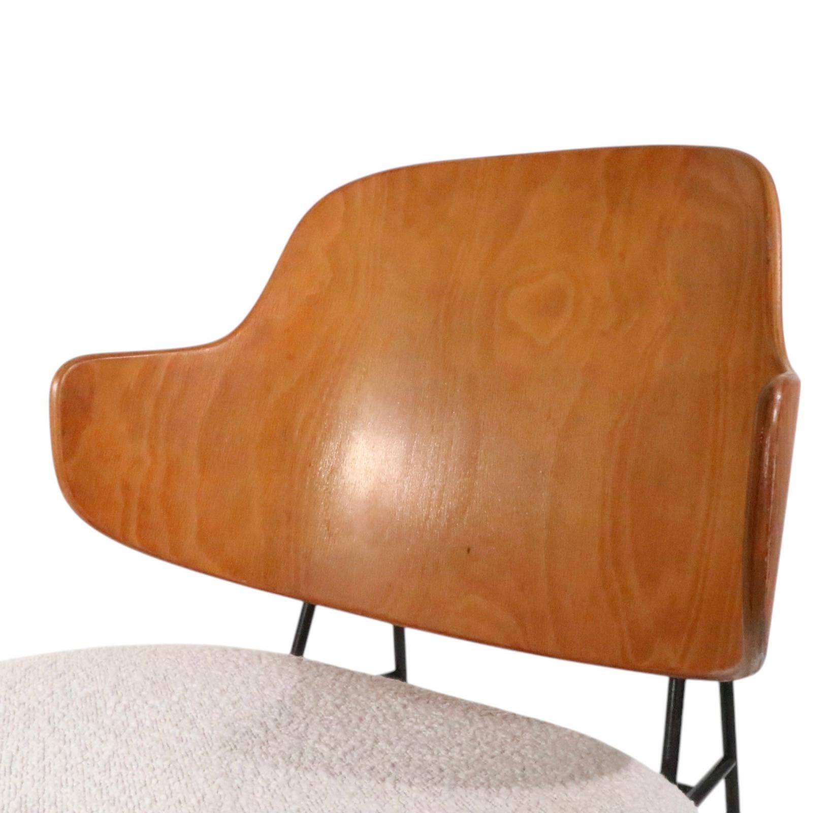Sillón Pingüino Moderno Danés de Mitad de Siglo de Kofod - Larsen / Selig c 1950s en venta 8