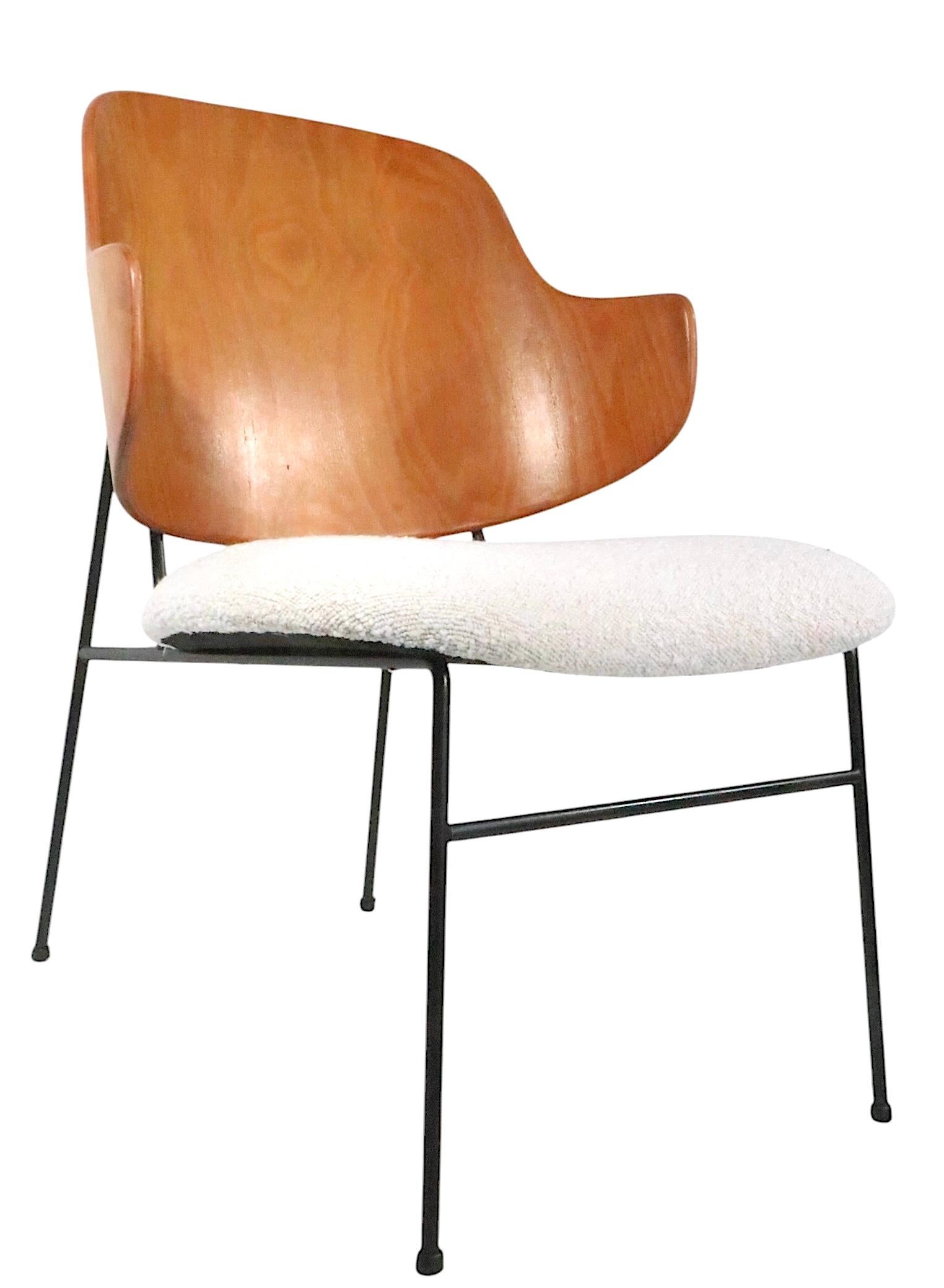 Sillón Pingüino Moderno Danés de Mitad de Siglo de Kofod - Larsen / Selig c 1950s Tapicería en venta