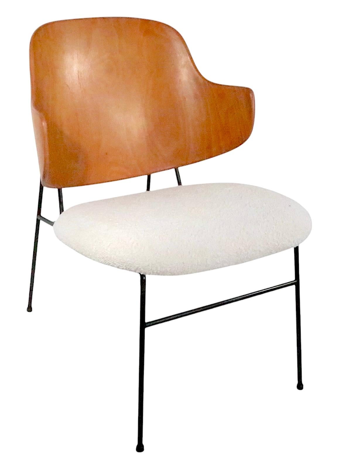 Sillón Pingüino Moderno Danés de Mitad de Siglo de Kofod - Larsen / Selig c 1950s en venta 1