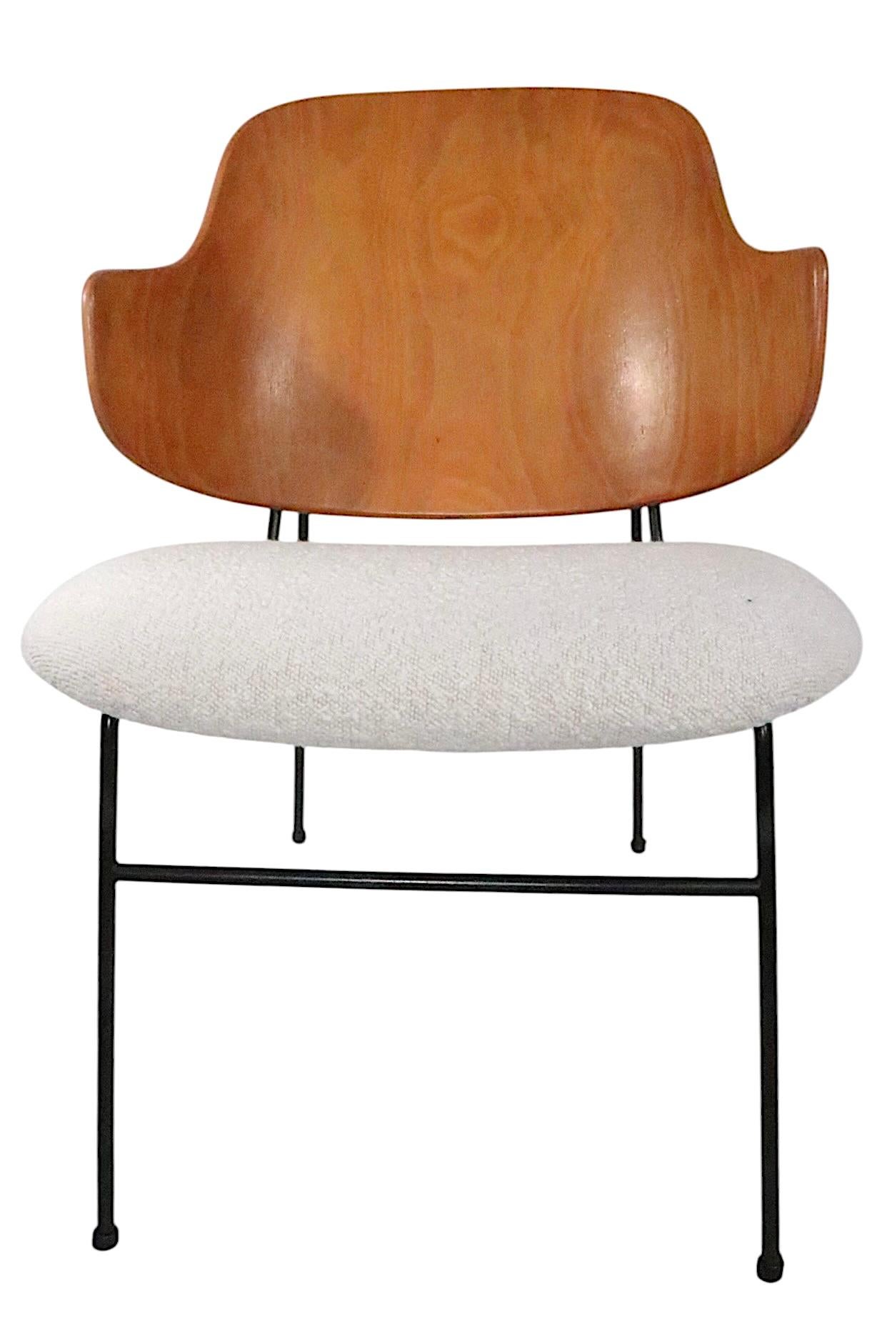 Sillón Pingüino Moderno Danés de Mitad de Siglo de Kofod - Larsen / Selig c 1950s en venta 2