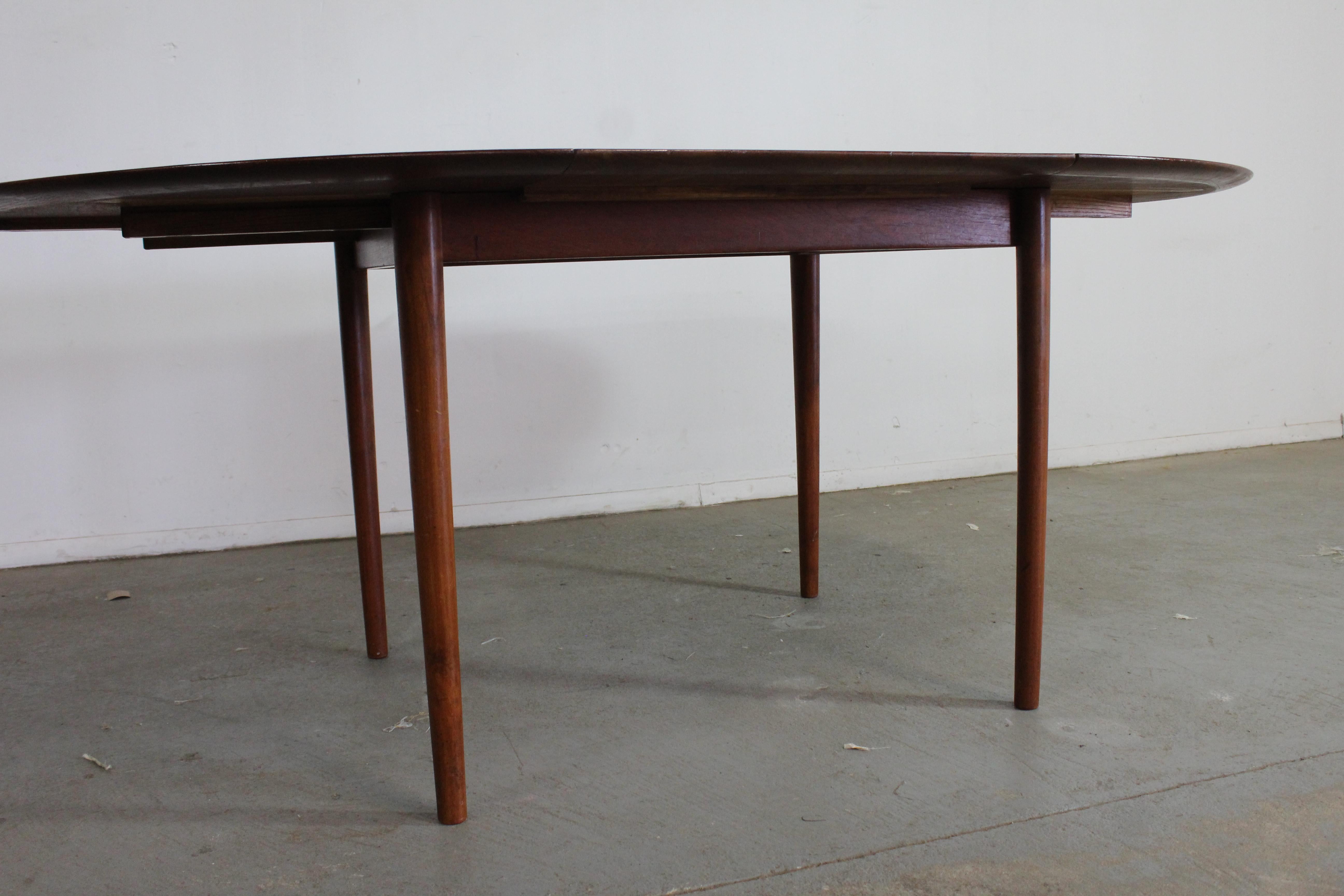 Mid-Century Danish Modern Peter Hdvit Teak Oval Dining Table w 1 Extension For Sale 7