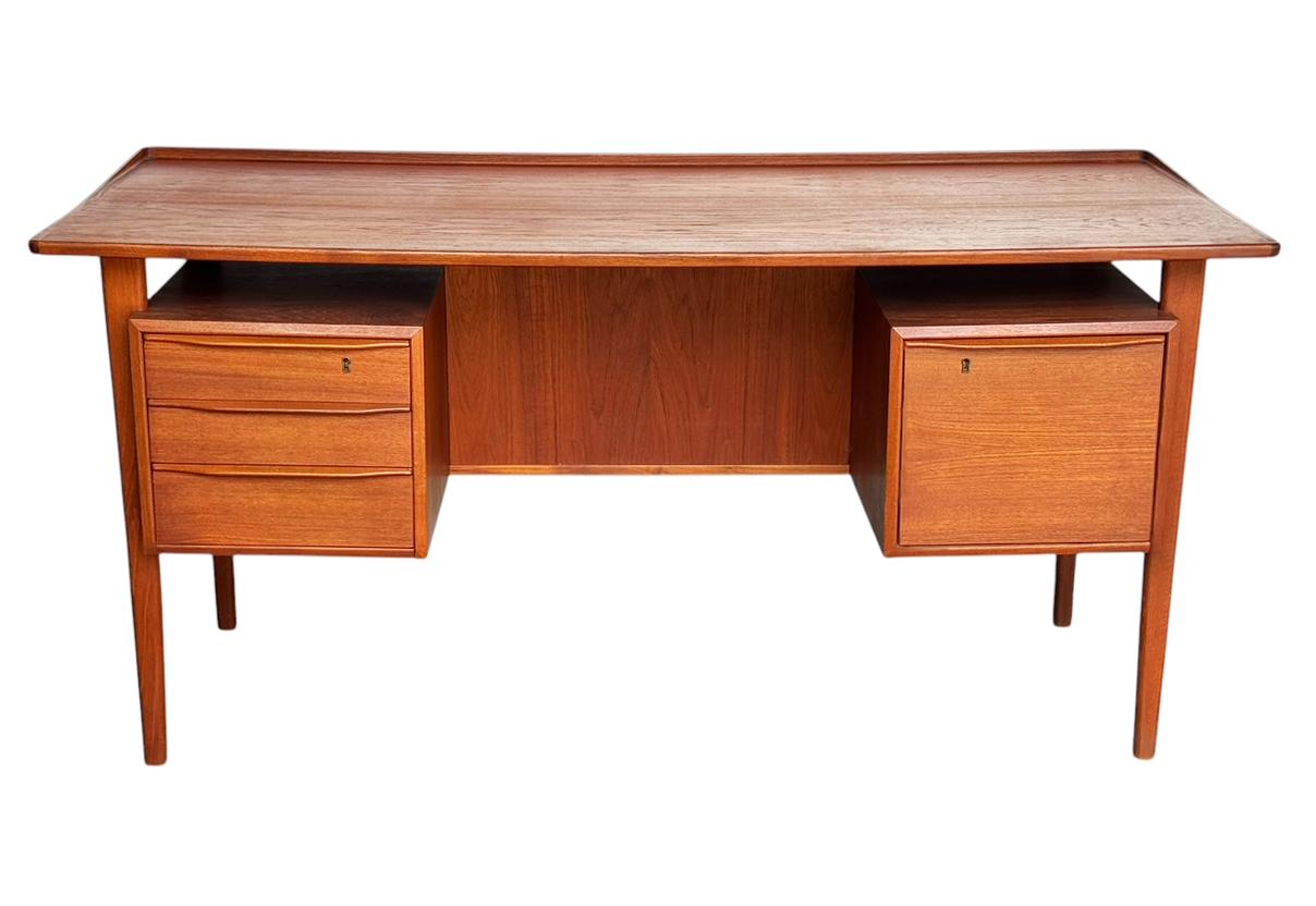 Mid-20th Century Mid Century Danish Modern Peter Lovig Nielsen Teak Executive Desk for Dansk