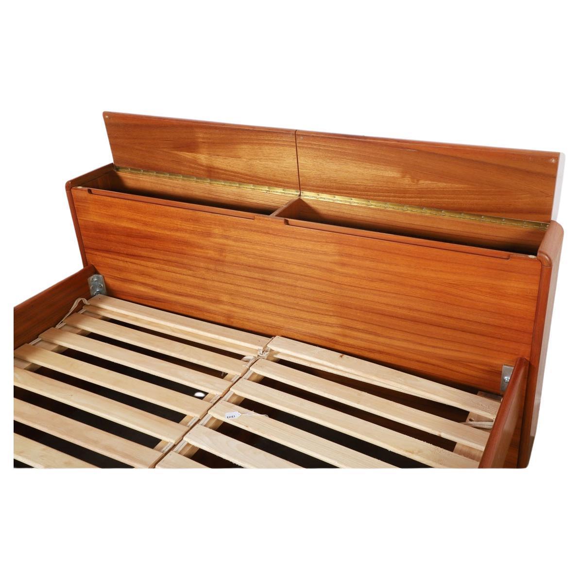 Scandinavian Modern Mid century Danish Modern Queen teak Platform bed headboad with blanket storage For Sale