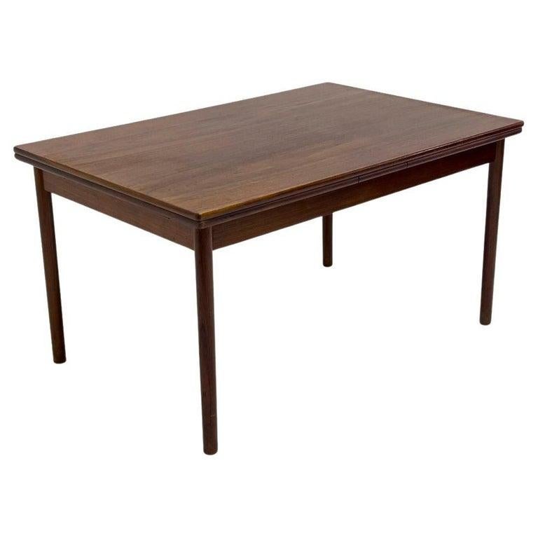 Danois Table de salle à manger rectangulaire en teck de style danois moderne du milieu du siècle dernier par George Tanier en vente
