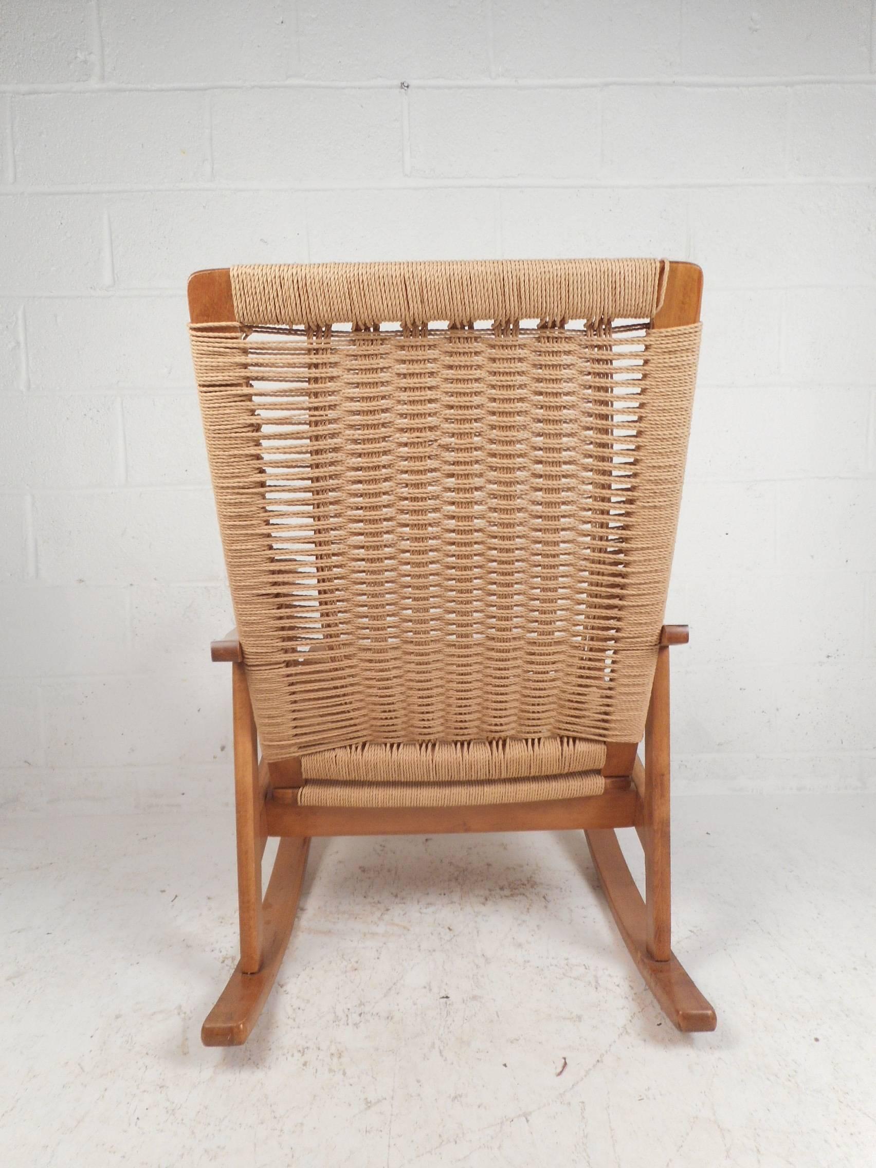 outdoor rope rocking chair