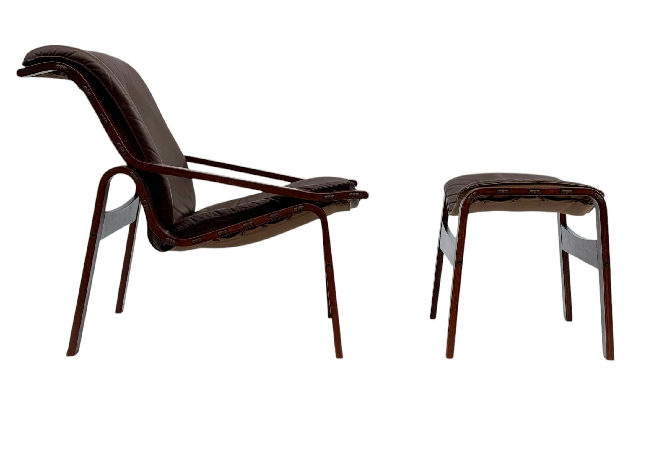 Scandinavian Modern Mid-Century Danish Modern Rosewood & Brown Leather Lounge Chair & Ottoman Set For Sale