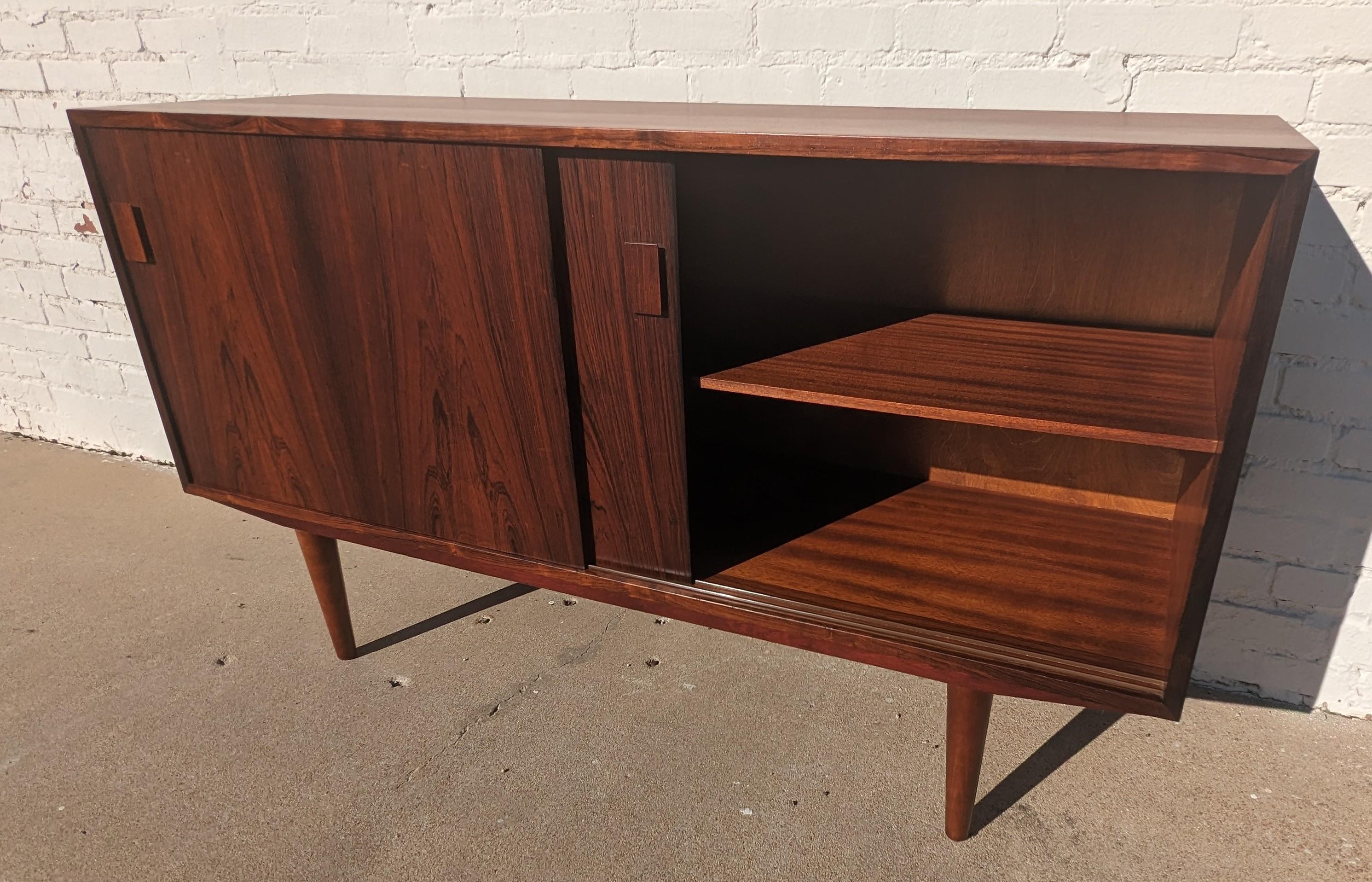 Mid Century Danish Modern Rosewood Cabinet  For Sale 2