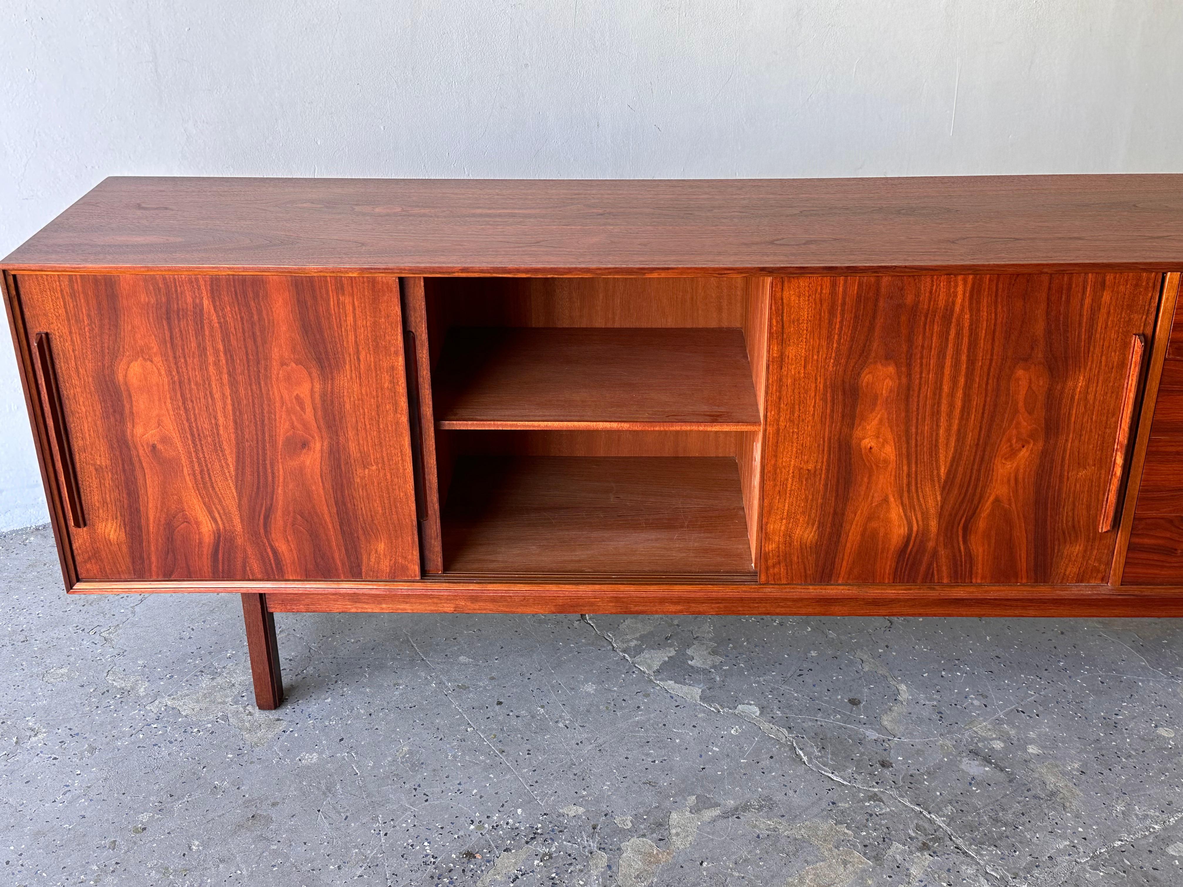 Mid Century Danish Modern Rosewood Credenza By Ib-Kofod Larsen for Faarup For Sale 6