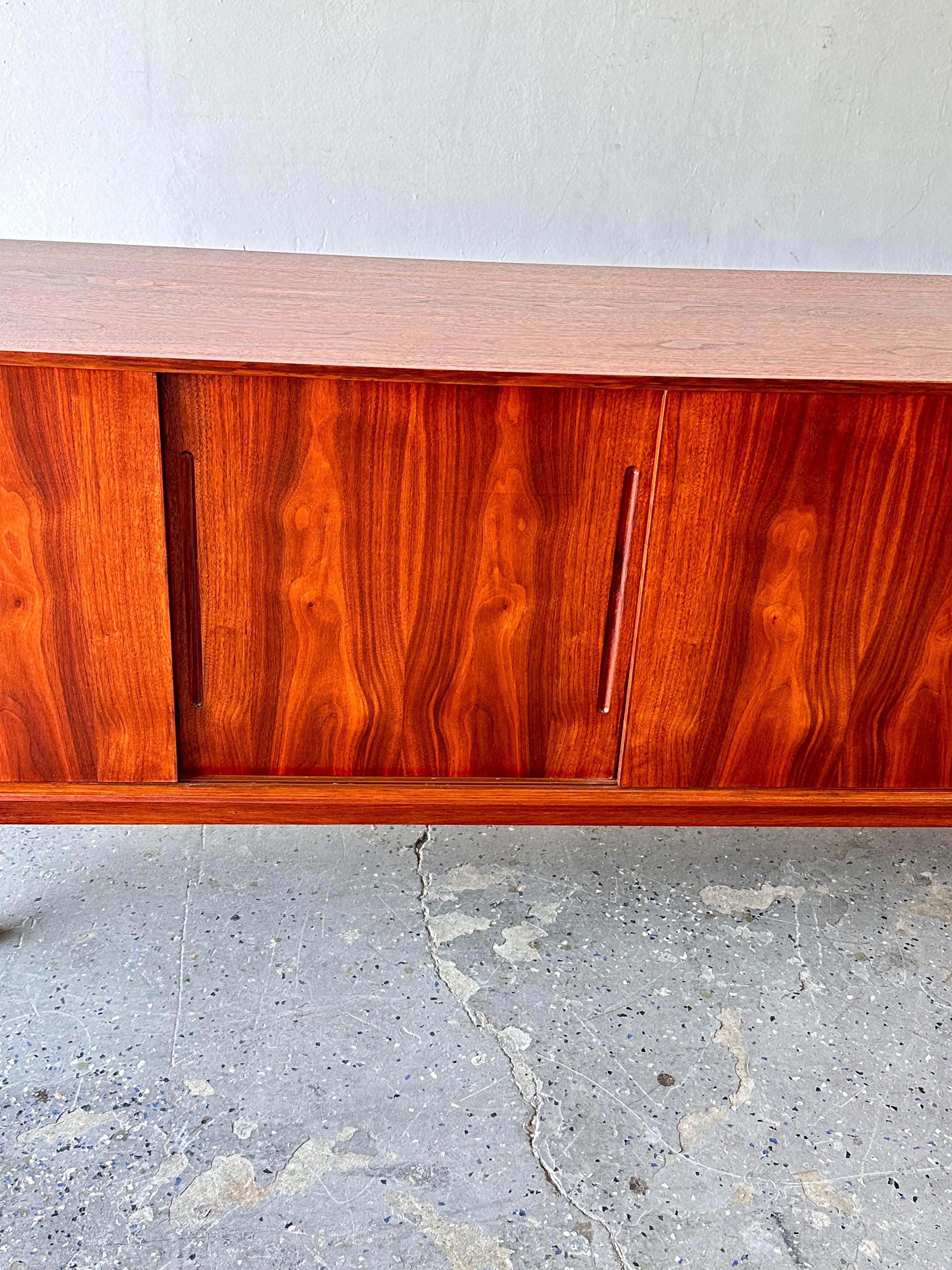 Mid Century Danish Modern Rosewood Credenza By Ib-Kofod Larsen for Faarup For Sale 1