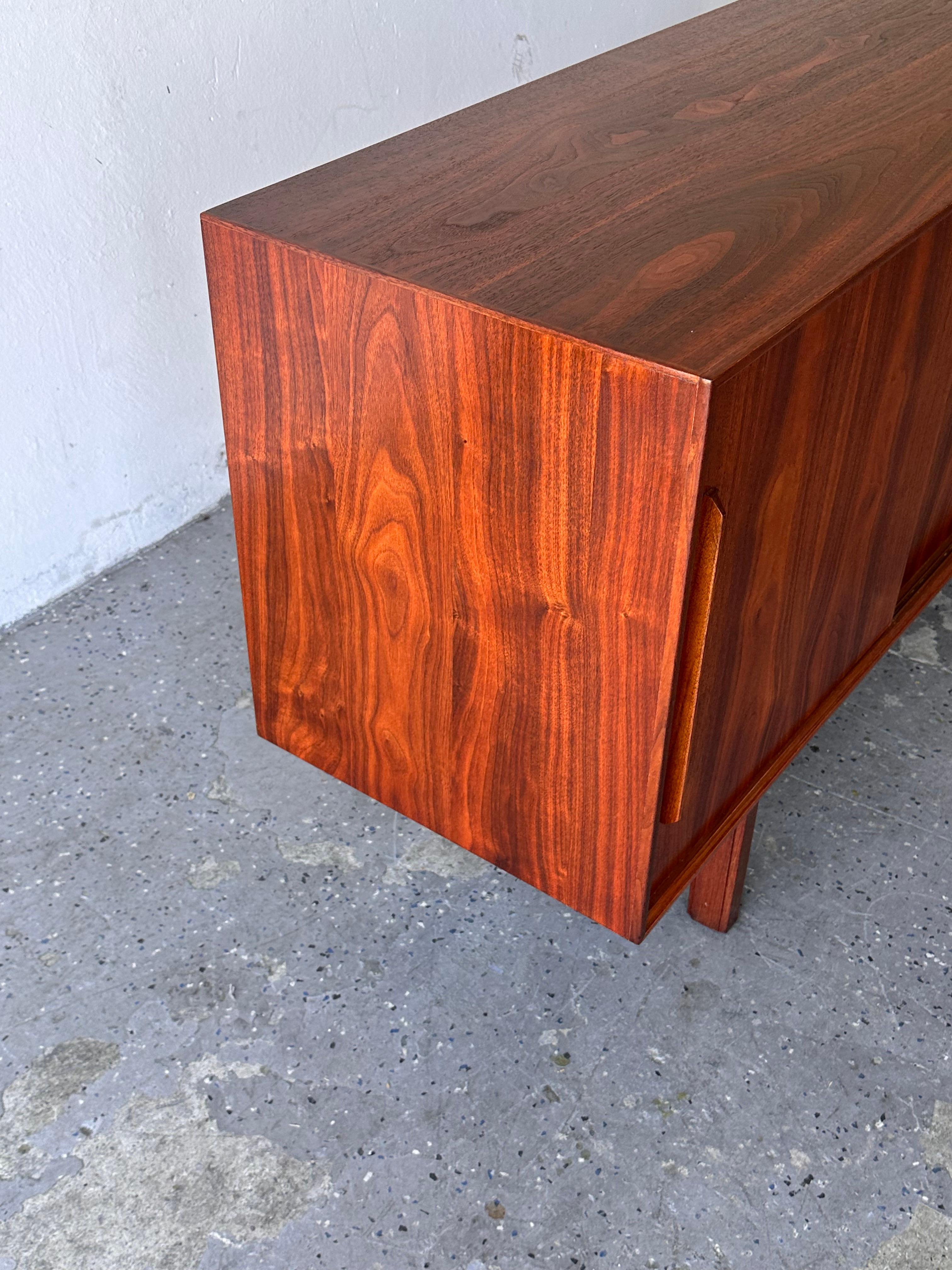 Mid Century Danish Modern Rosewood Credenza By Ib-Kofod Larsen for Faarup For Sale 3
