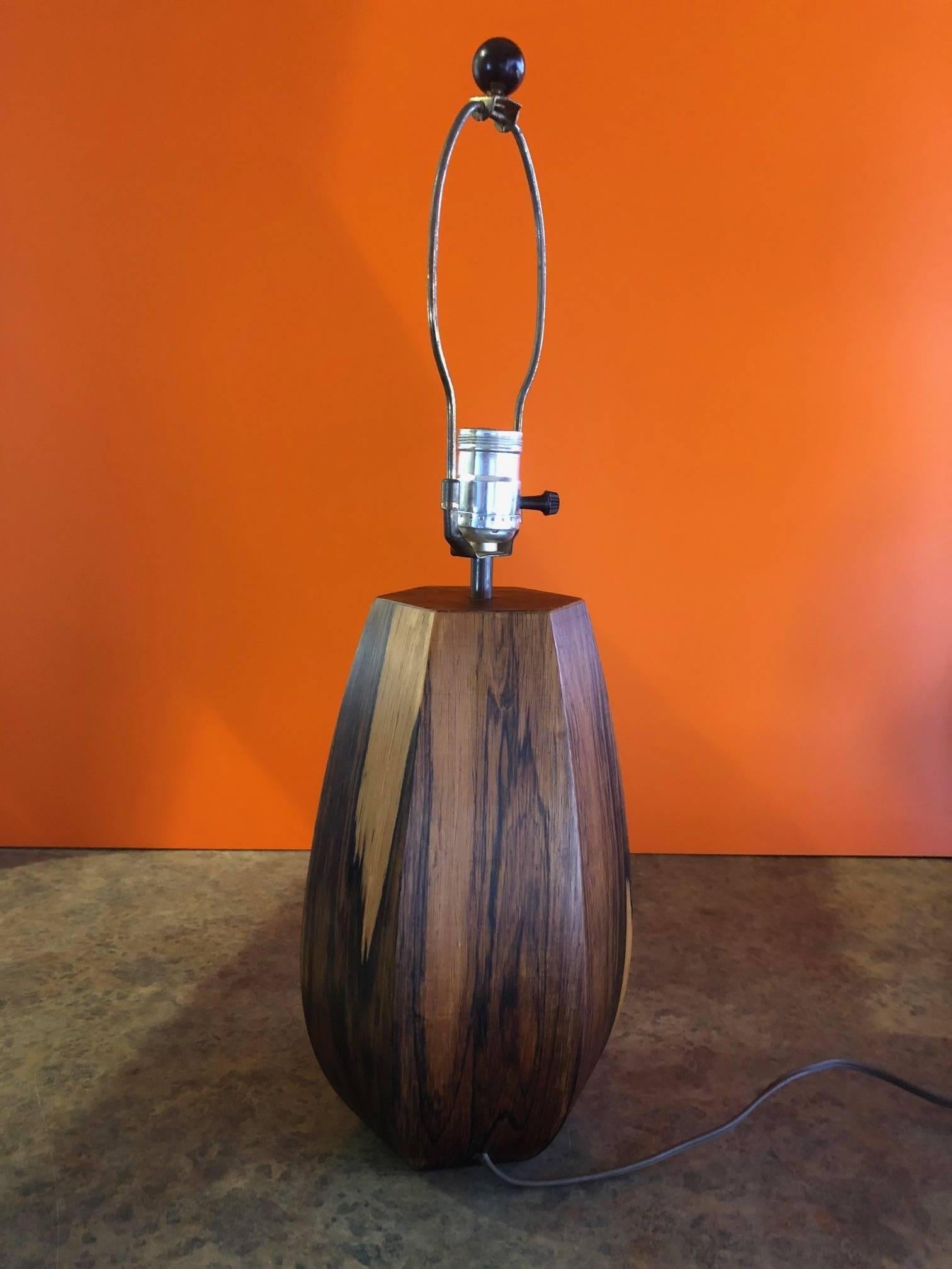 Midcentury Danish Modern Rosewood Hexagonal Table Lamp For Sale 1