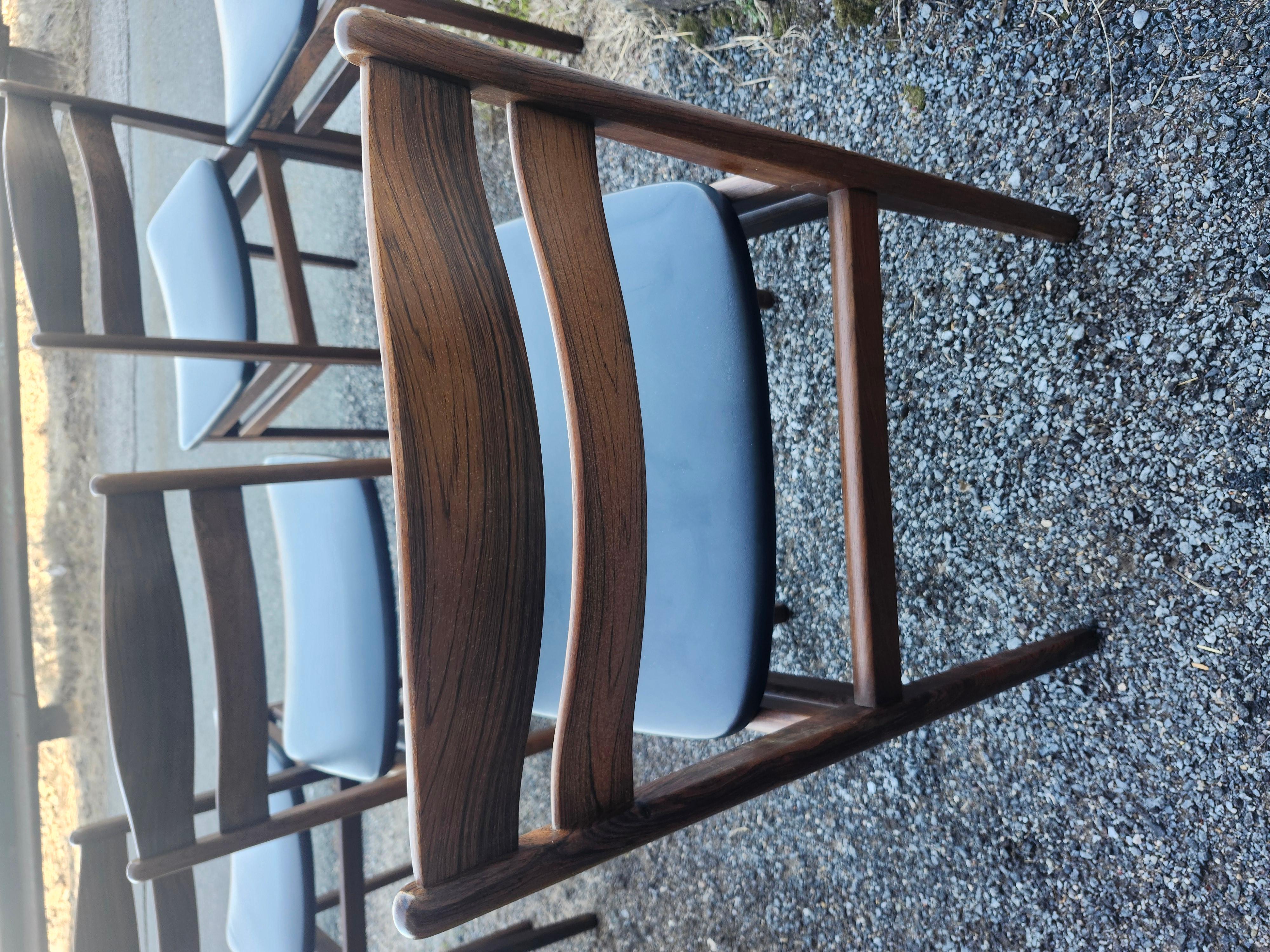 Mid Century Danish Modern Rosewood Set of 8 Dining Chairs by BS Mobelfabrik 1968 For Sale 3