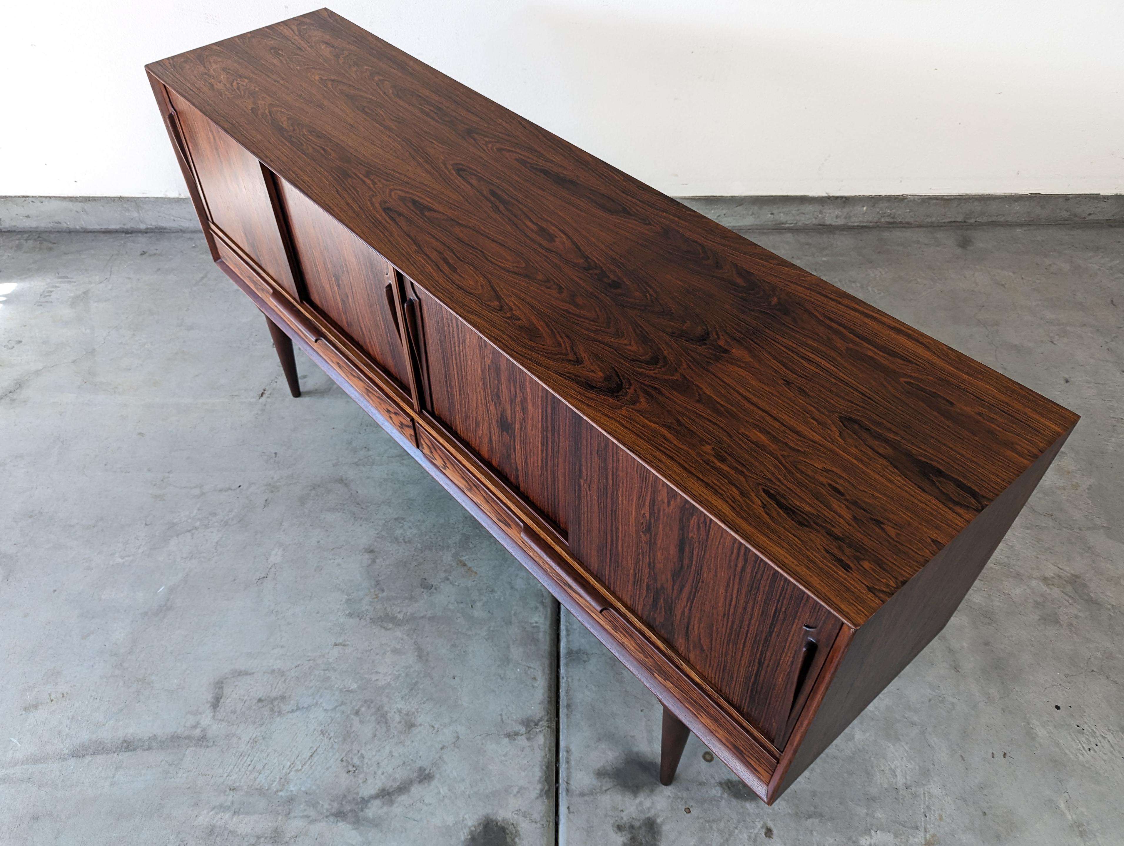 Mid Century Danish Modern Rosewood Sideboard/Credenza by Gunni Omann, c1960s For Sale 12