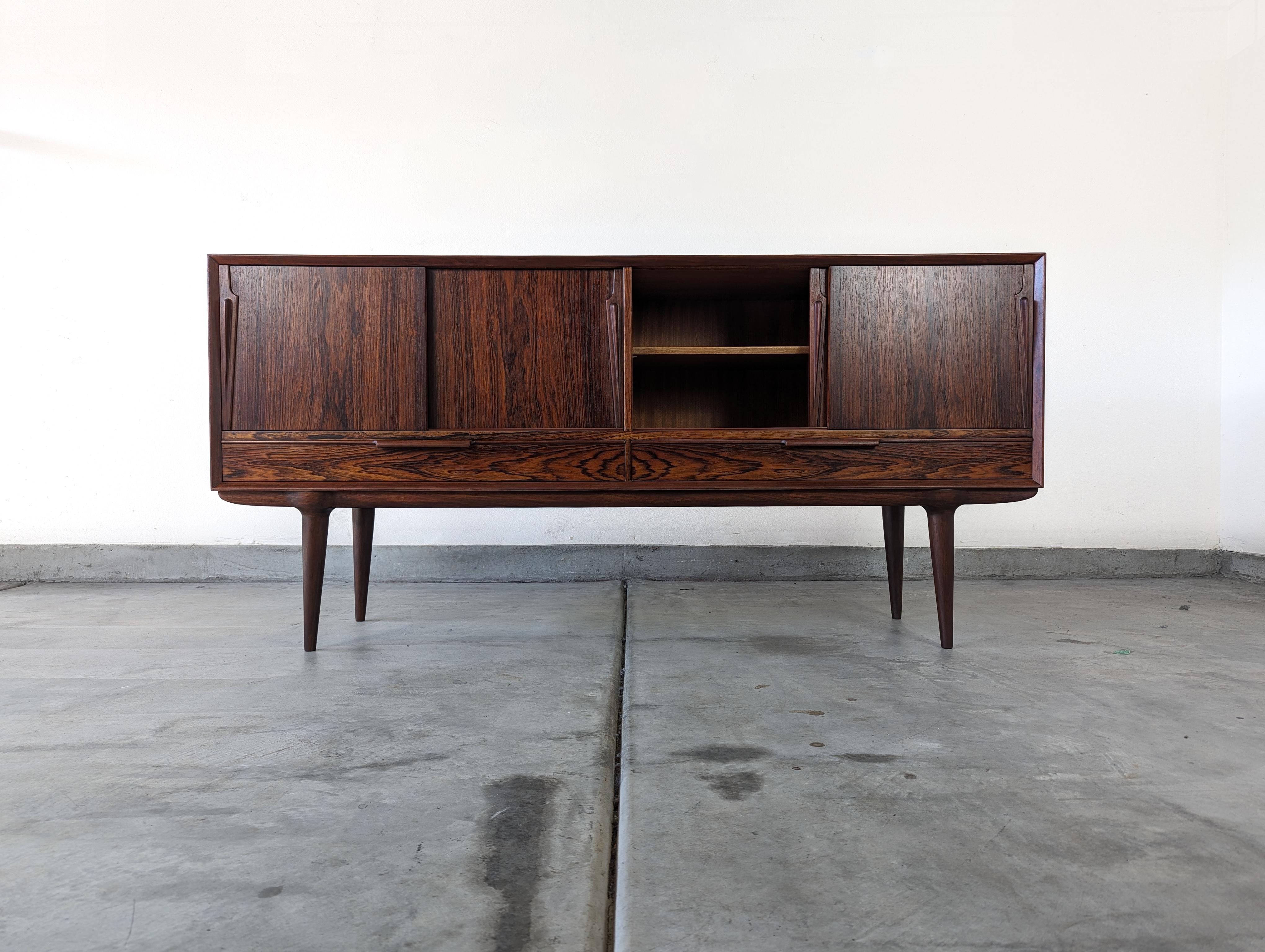 Mid Century Danish Modern Rosewood Sideboard/Credenza by Gunni Omann, c1960s In Excellent Condition For Sale In Chino Hills, CA