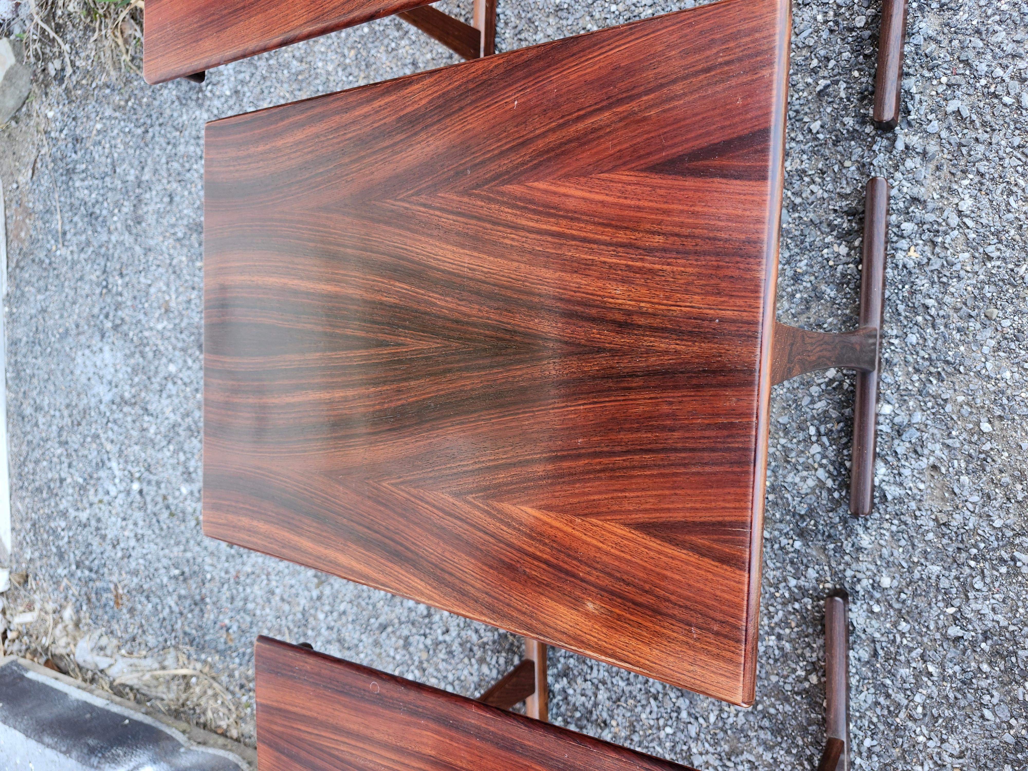 Dänische moderne Stapeltische aus Rosenholz, Mid-Century Modern, C1968 im Angebot 3