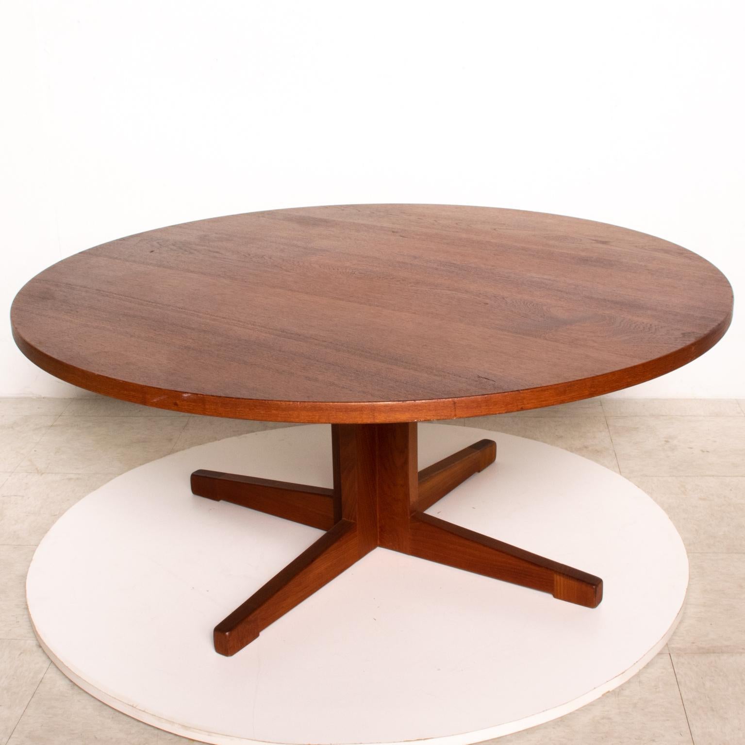 For your consideration, a round coffee table constructed with solid teak wood. Made in Denmark, circa 1970s. No label present from the maker. Other Danish modern listed from the same Estate. See my other postings. Dimensions: 43 1/2
