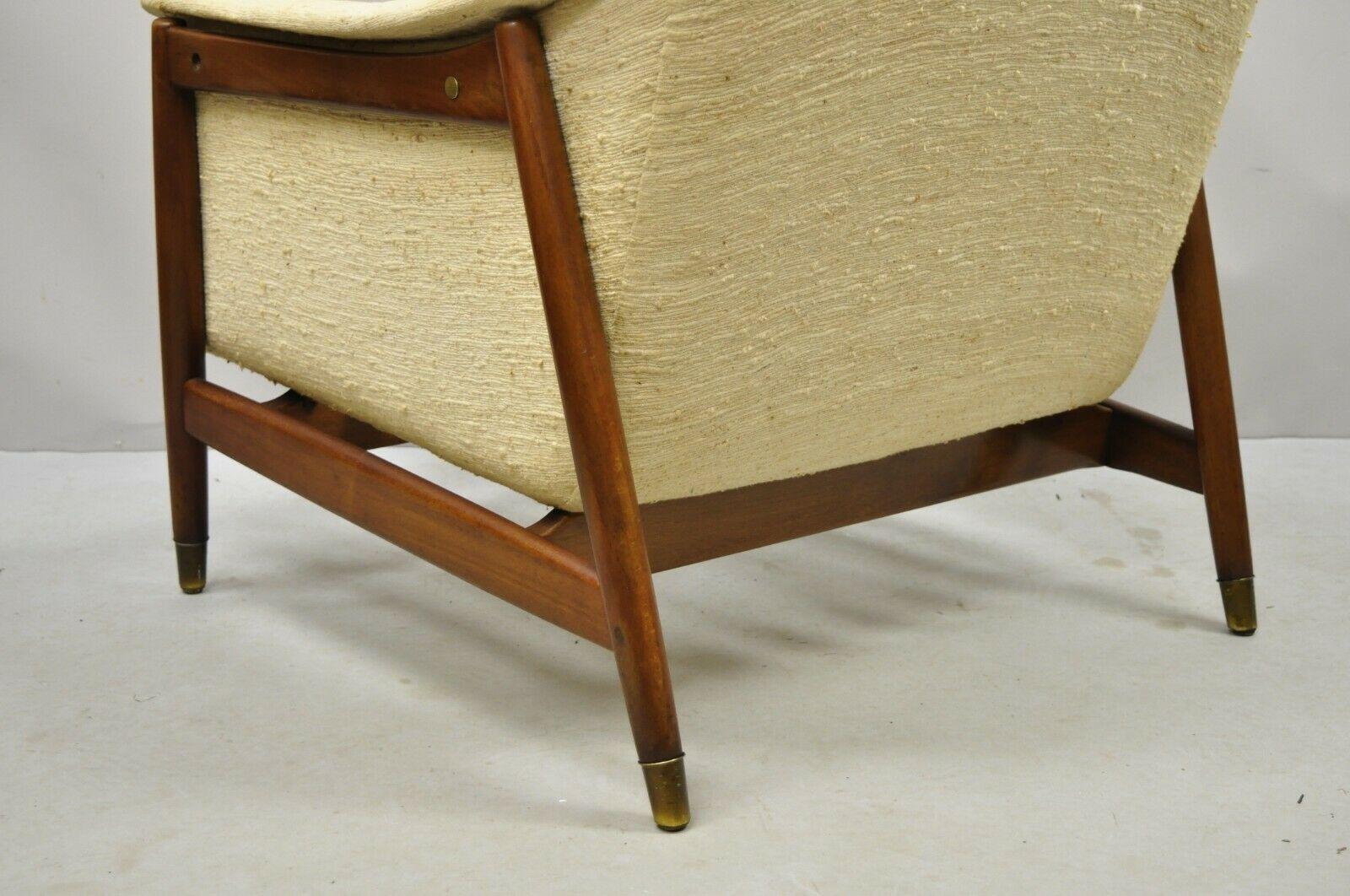 Mid-Century Danish Modern Sculpted Walnut Barrel Back Club Lounge Chair 5