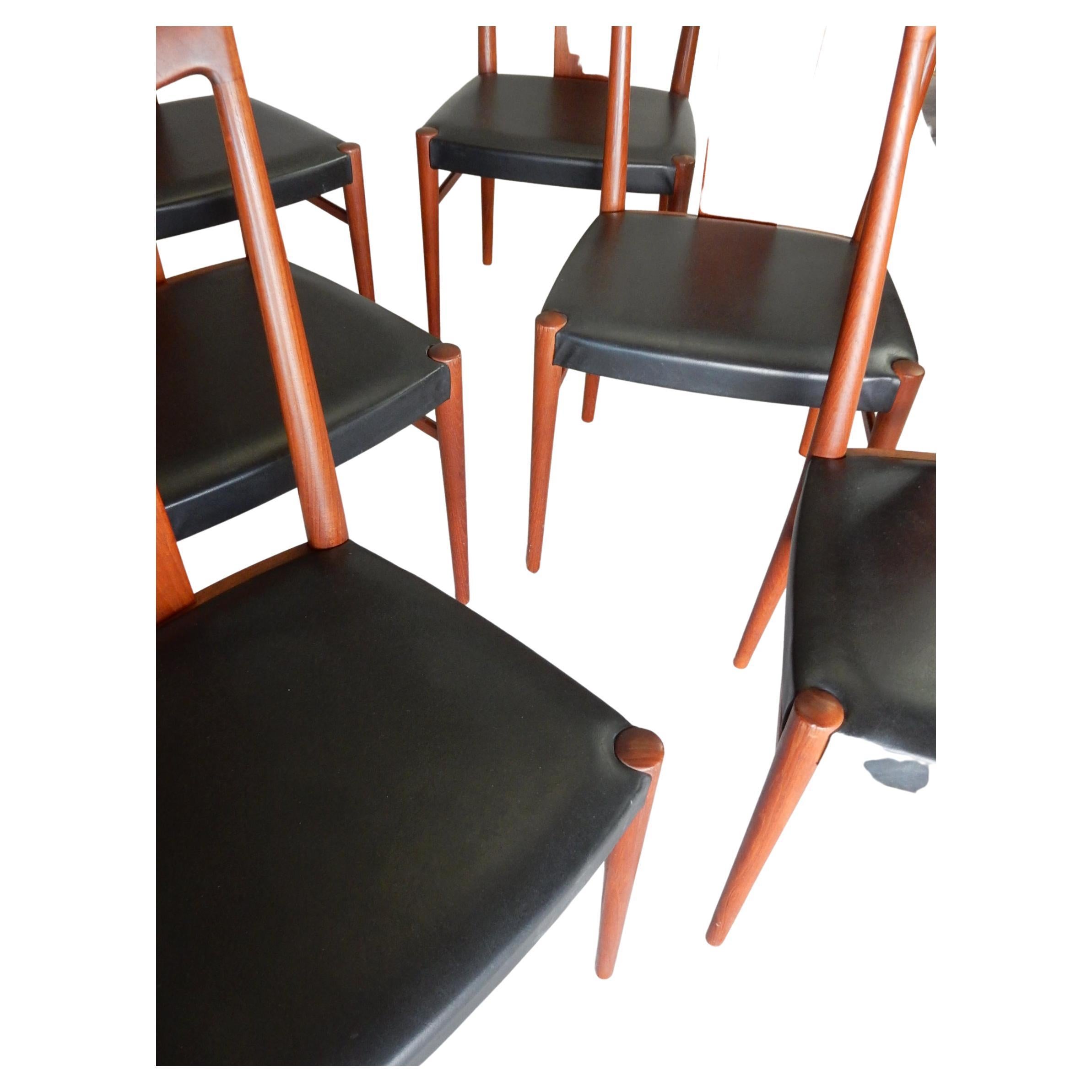 20th Century Mid-Century Danish Modern Sculptural Teak Dining Chairs 6 For Sale