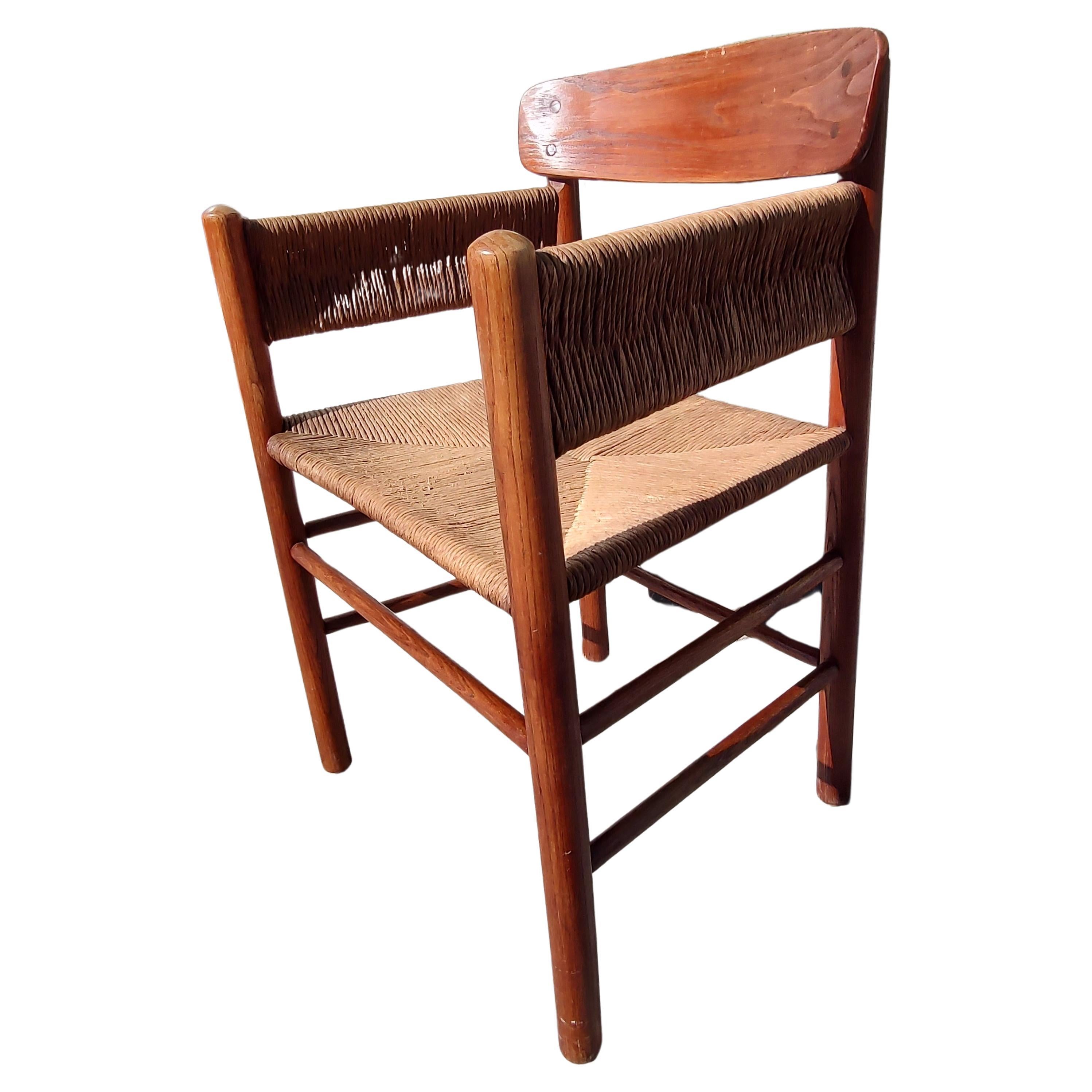Mid-Century Modern Fauteuil tissé sculptural de style moderne danois du milieu du siècle dernier en vente