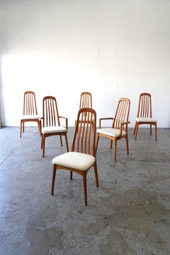 Mid Century Danish Modern Satz von 6 massiven Teakholz Esszimmerstühlen
