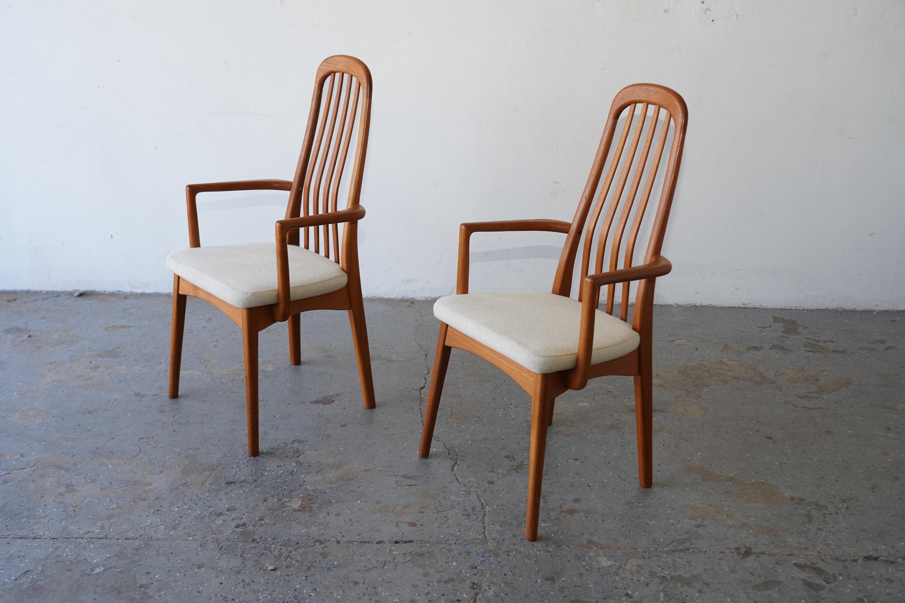 Thai Mid Century Danish Modern Set of 6 Solid Teak Dining Chairs For Sale