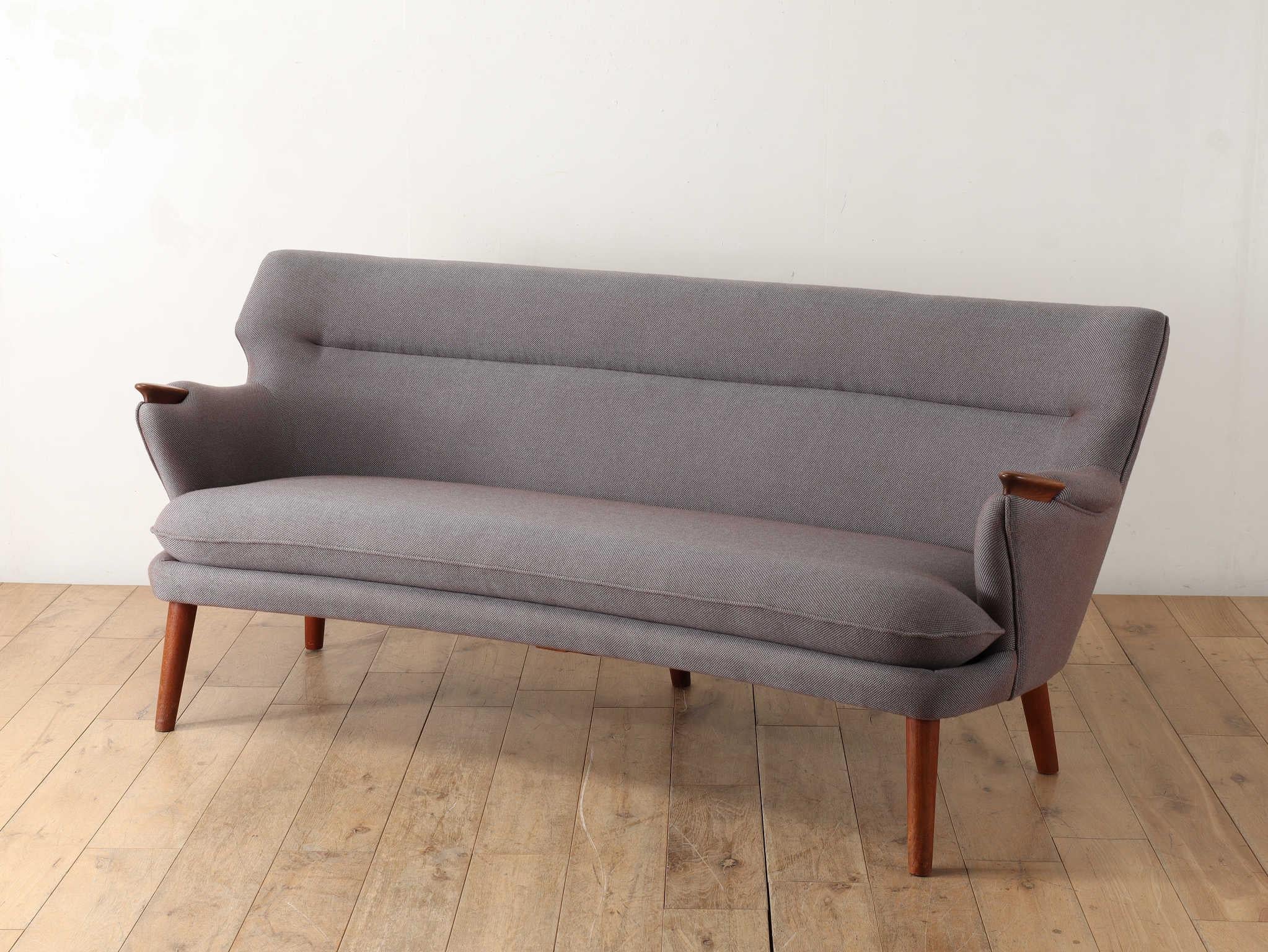Scandinave moderne Canapé danois moderne du milieu du siècle dernier par Kurt Olsen, modèle 220 en vente