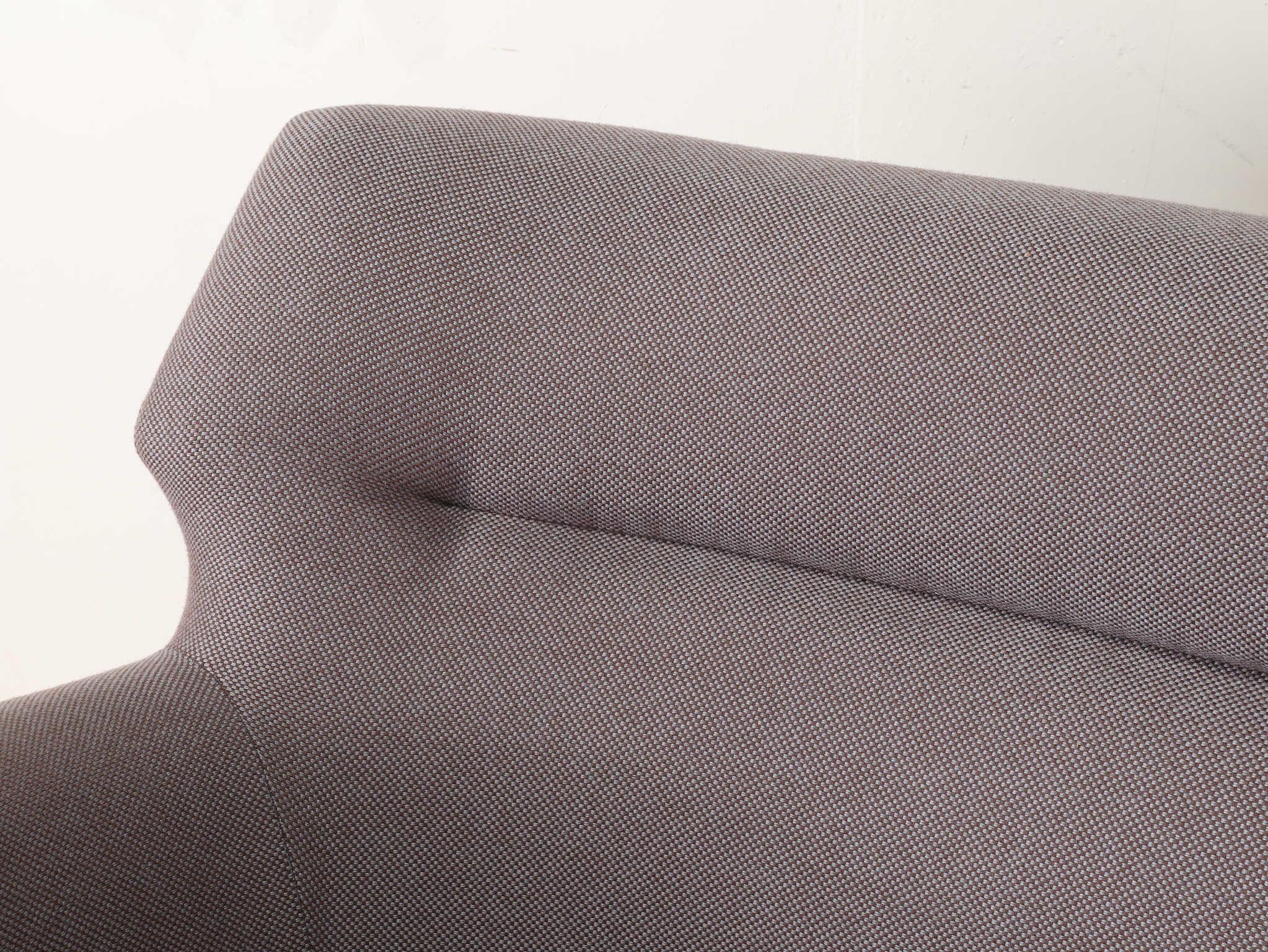 Tissu Canapé danois moderne du milieu du siècle dernier par Kurt Olsen, modèle 220 en vente