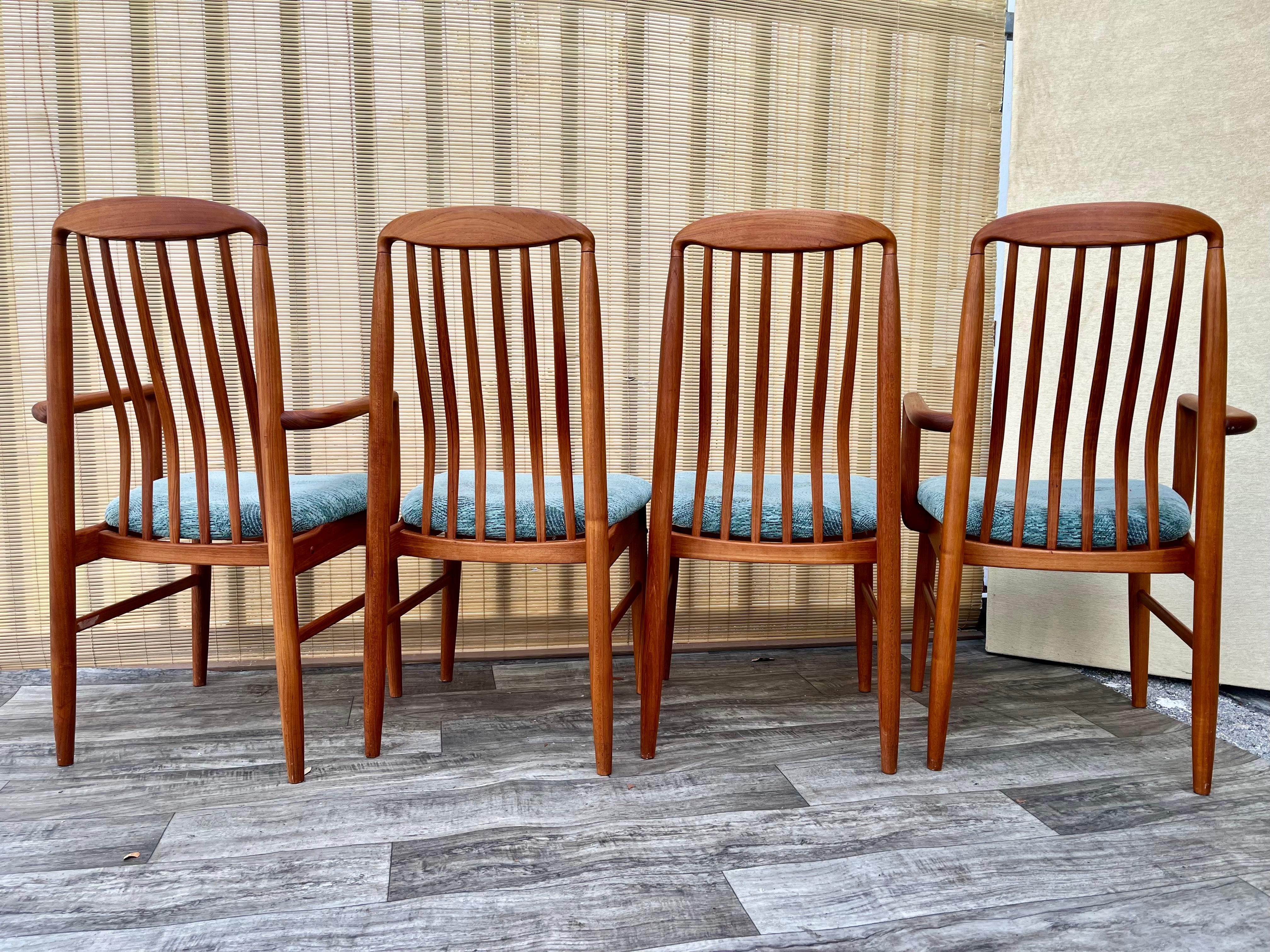 Mid-Century Danish Modern Style Dining Chairs by Benny Linden Design. Set of 4 2