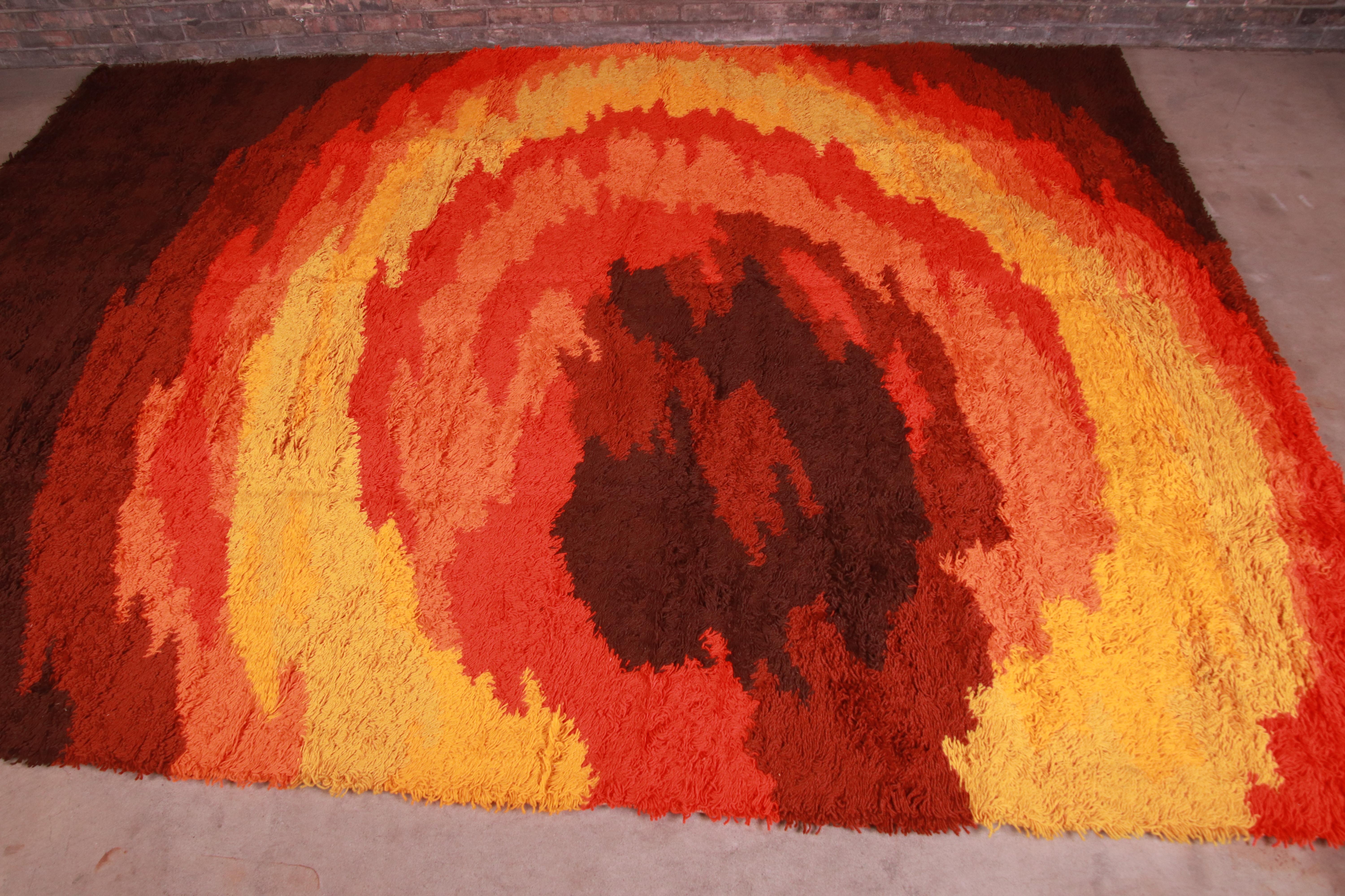 Mid-Century Danish Modern Style Sunburst Rya Shag Wool Rug, 1970s 1