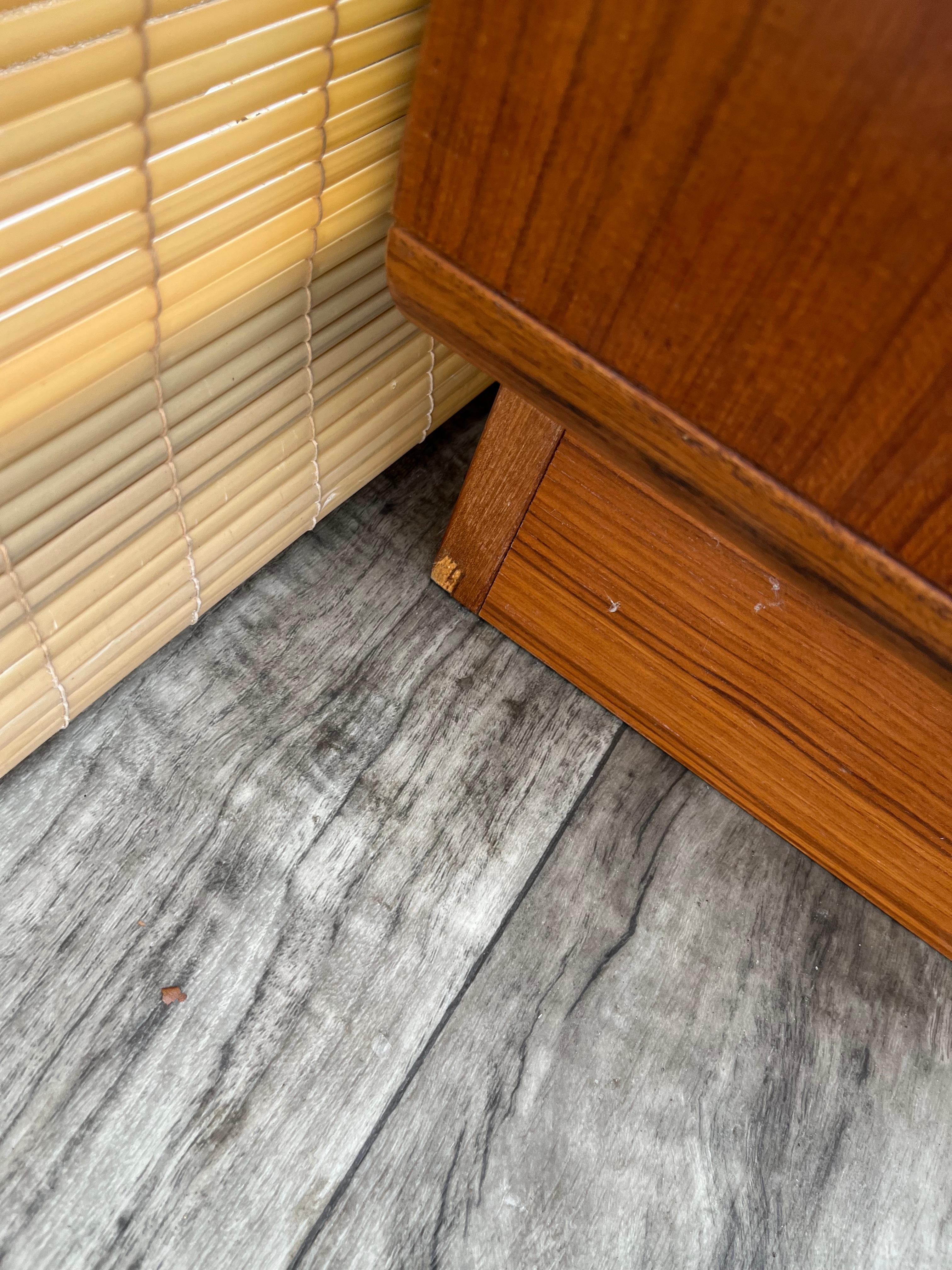 Midcentury Danish Modern Style Triple Dresser by Sun Cabinet Co. circa 1980s 5