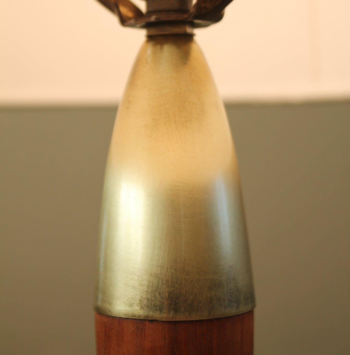 Mid Century Danish Modern Table Lamp! Gerald Thurston Era  1950s Brass & Walnut In Good Condition In Peoria, AZ