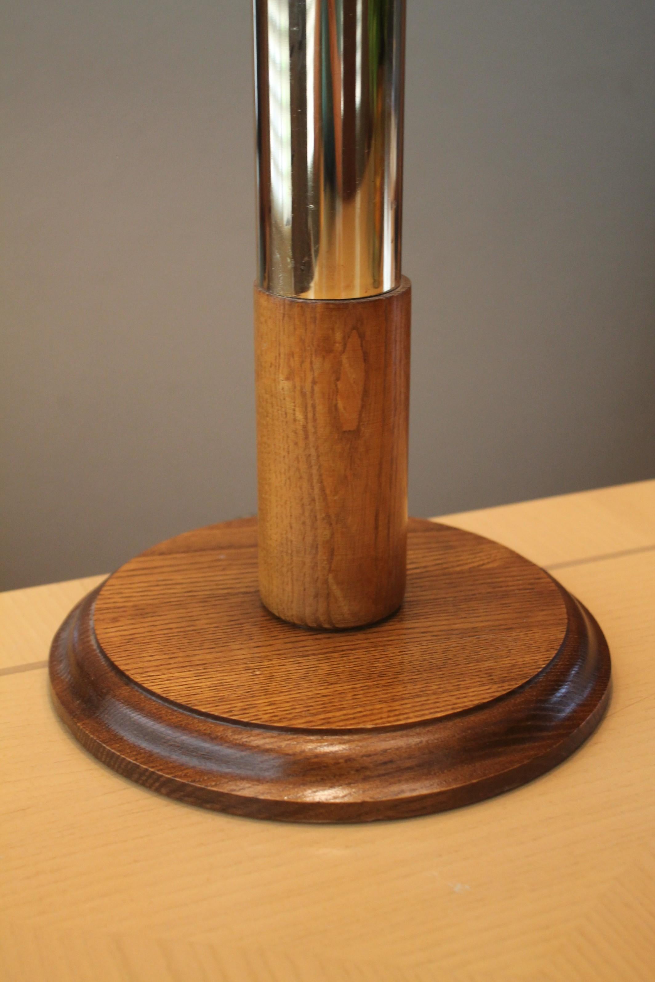 Américain Lampe de table moderne danoise du milieu du siècle ! L'ère Sonneman  1970 Laiton et noyer en vente