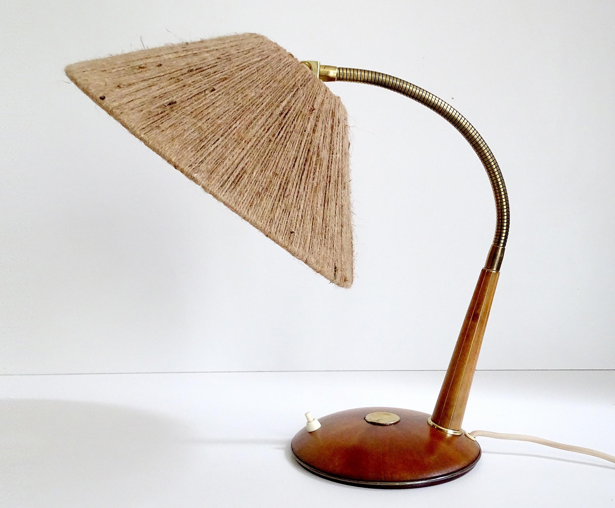 1960s Scandinavian Modern Table Lamp by Temde For Sale 5