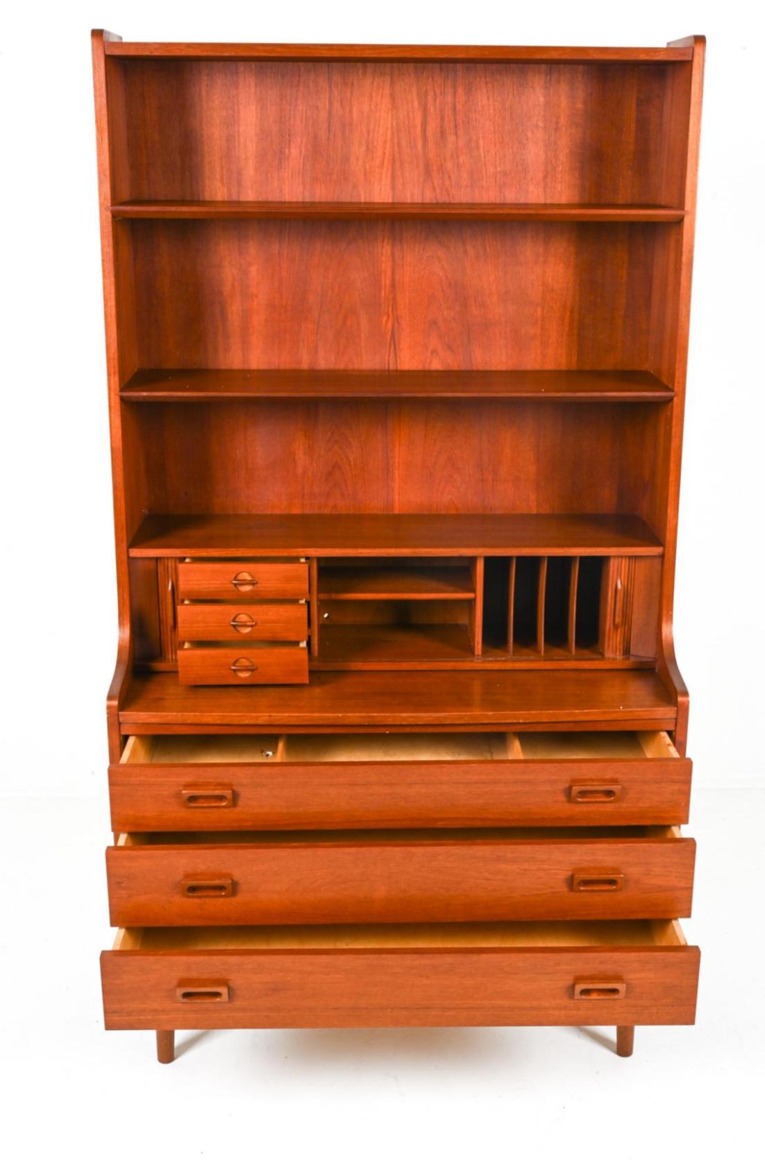 Dänischer moderner hoher Teakholz-Bücherregal-Schreibtisch-Sekretär mit unterer Kommode, Mid-Century Modern (Holzarbeit)
