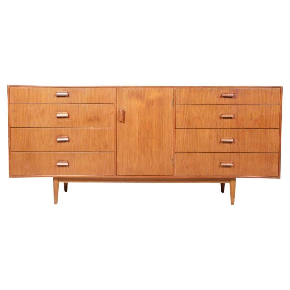 Mid Century Danish Modern Teak 8 Drawer Dresser by Torben Strandgaard For Sale
