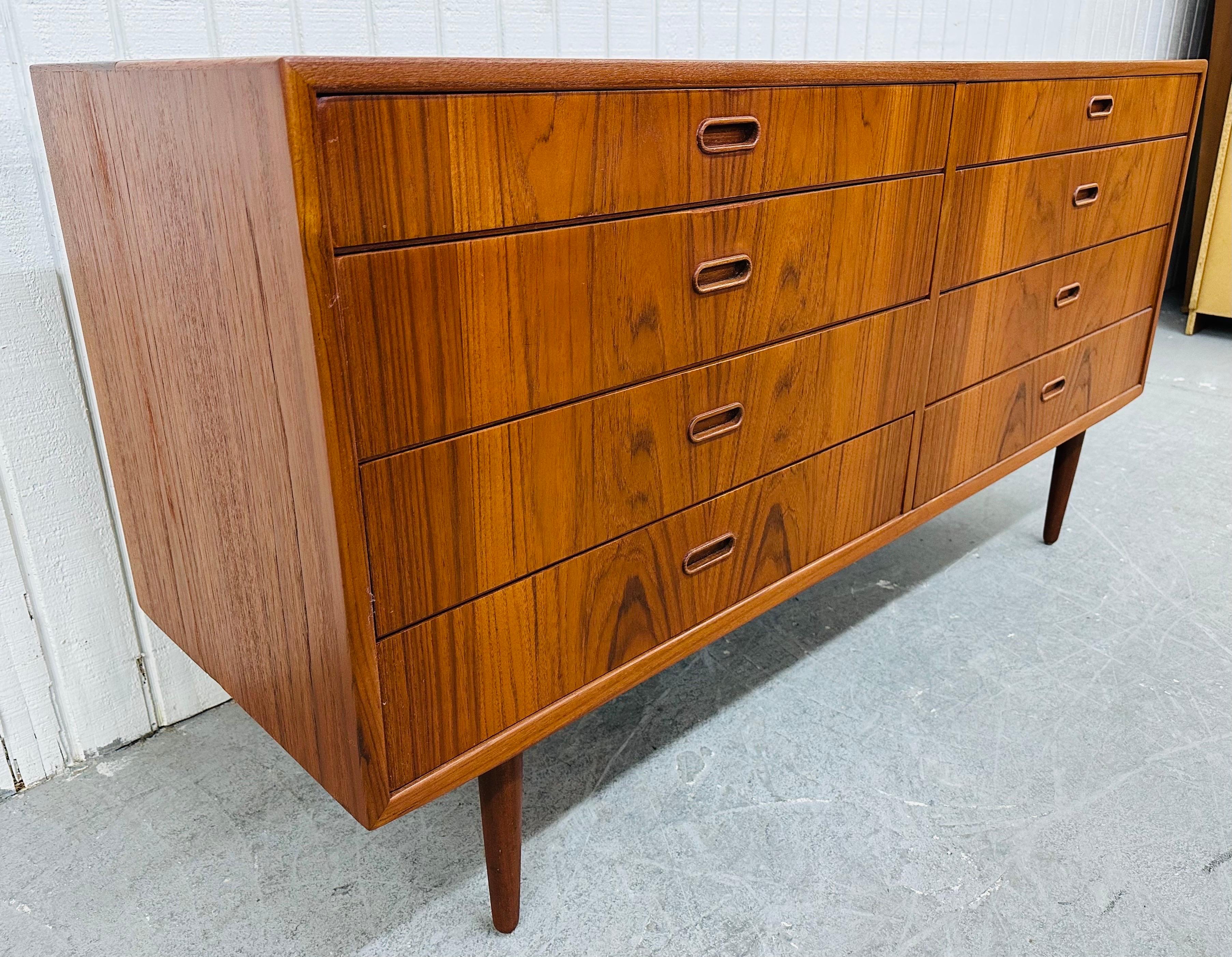 This listing is for a Mid-Century Danish Modern Teak 8-Drawer Dresser. Featuring a straight line design, eight drawers for storage, modern legs, and a beautiful teak finish. This is an exceptional combination of quality and Danish design!