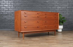 Mid-Century Danish Modern Teak 8-Schubladen-Kombination
