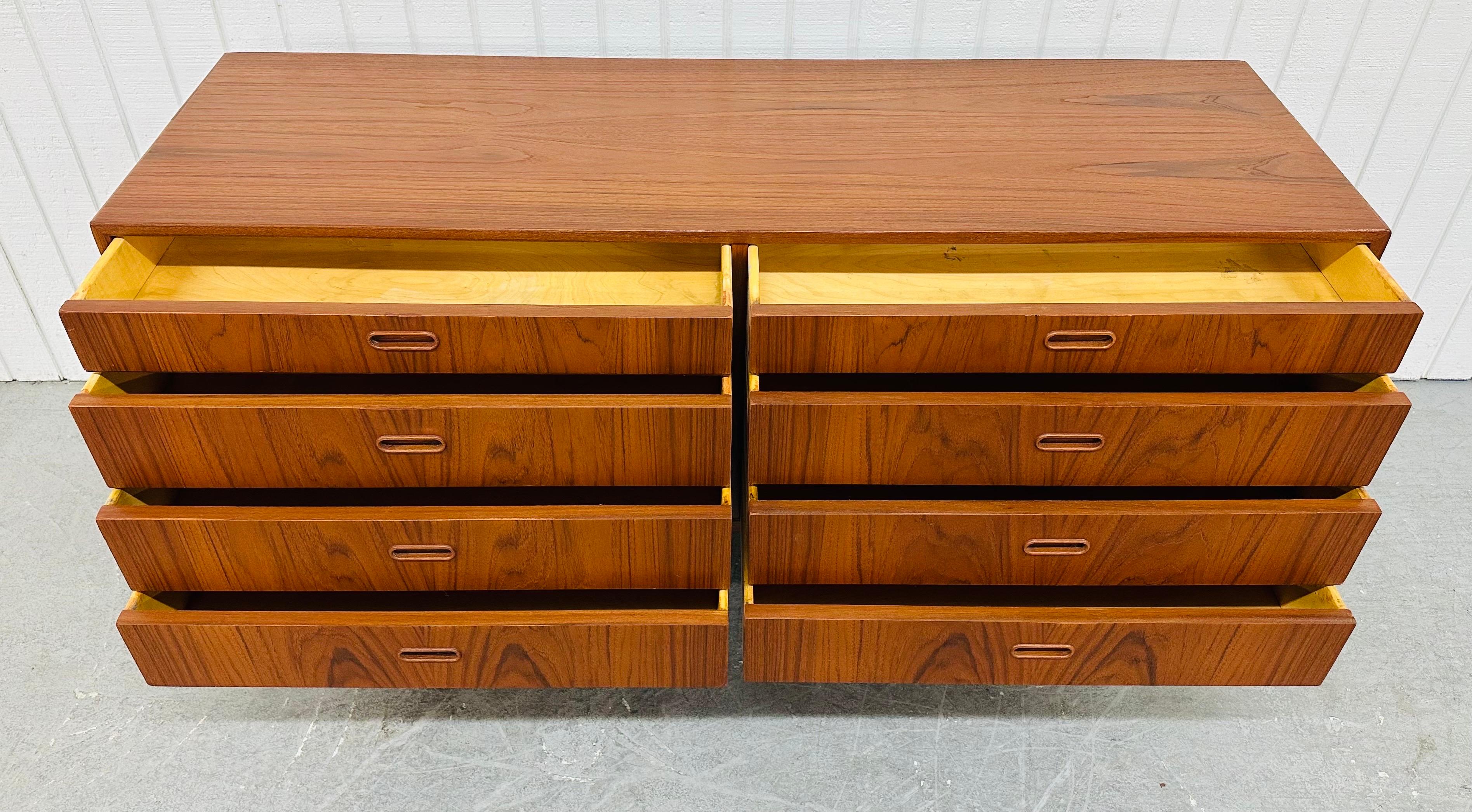 Mid-Century Danish Modern Teak 8-Drawer Dresser 1