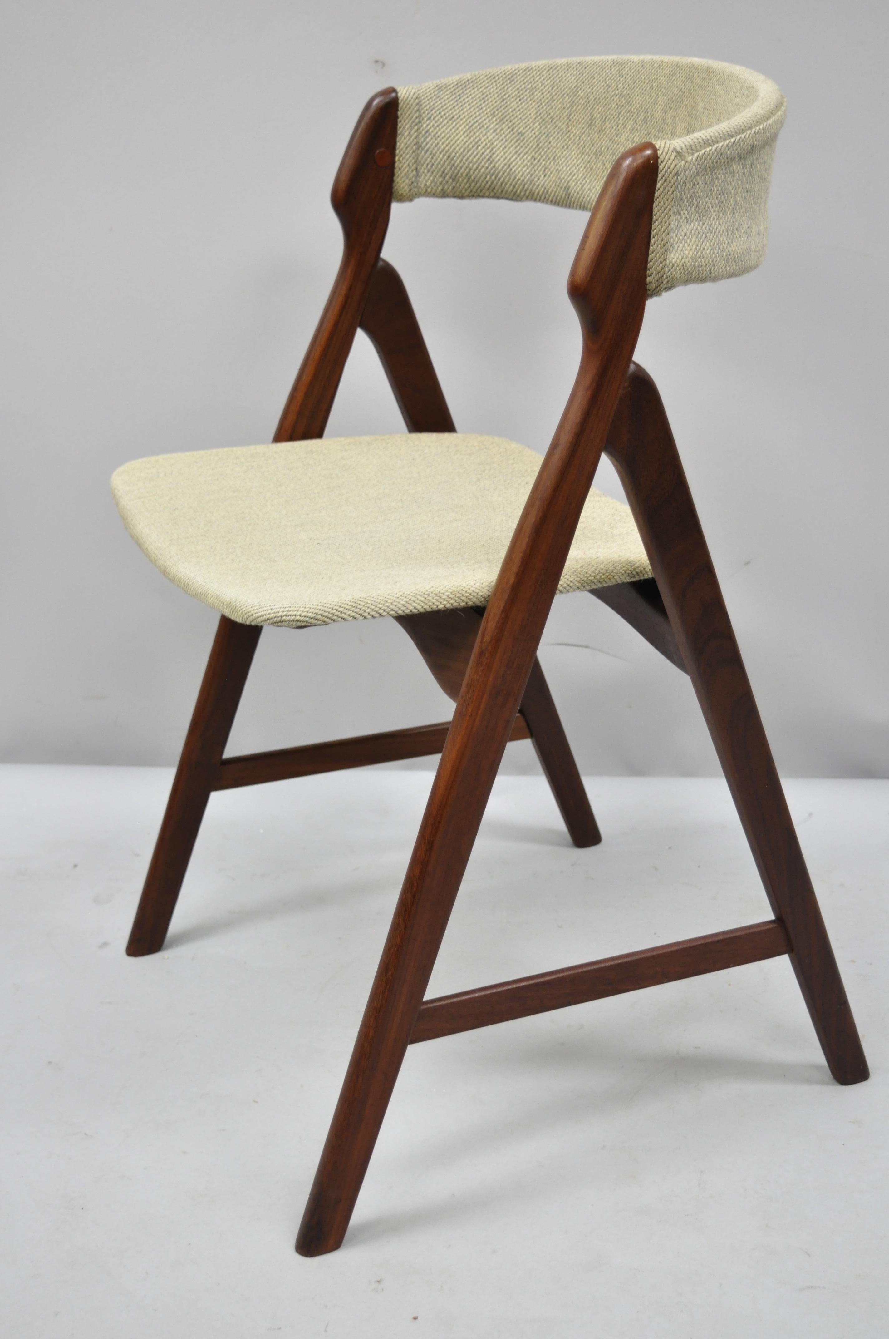 Midcentury Danish Modern Teak A-Frame Dining Chair by T.H. Harlev Farstrup For Sale 5