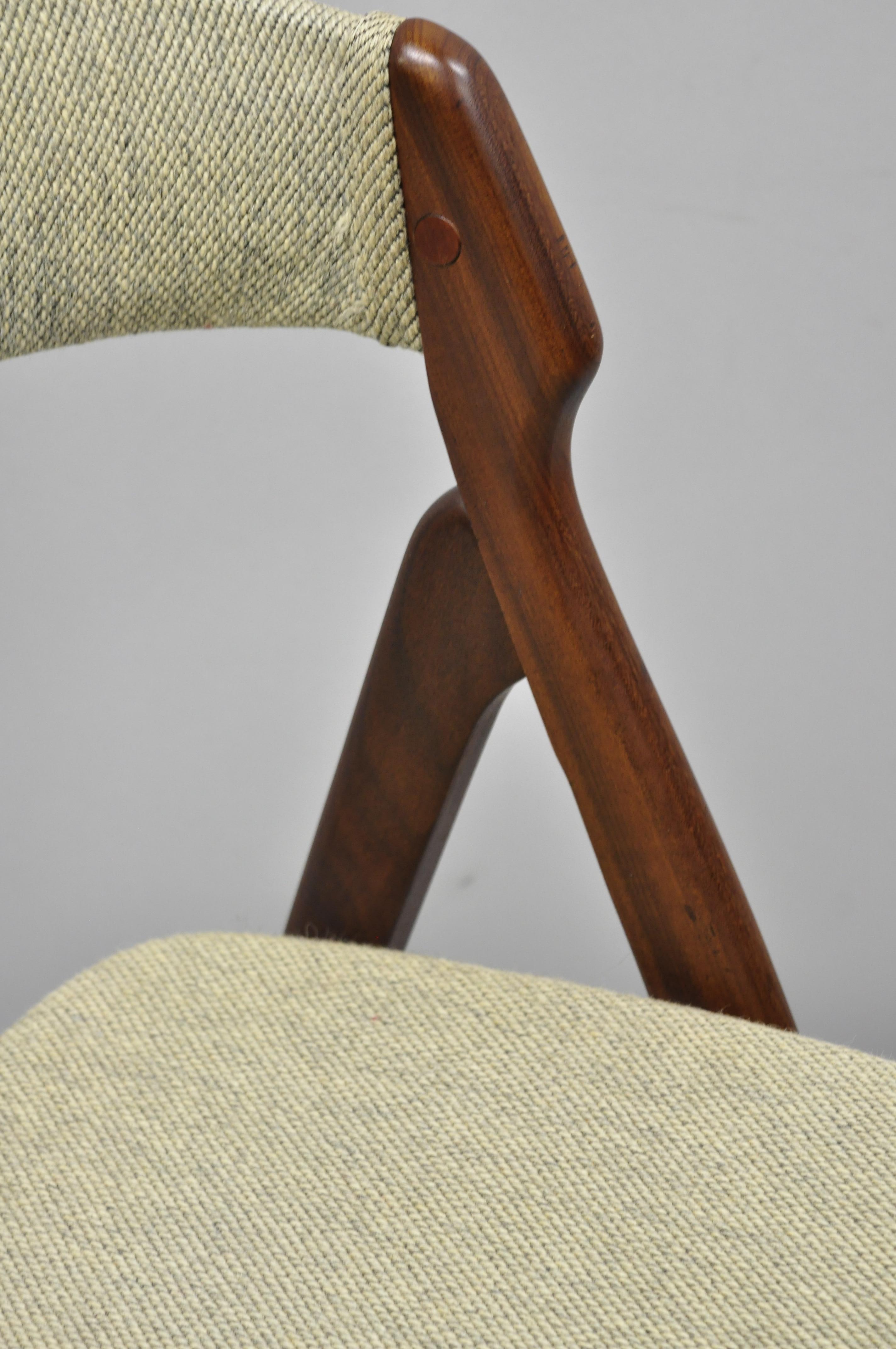 20th Century Midcentury Danish Modern Teak A-Frame Dining Chair by T.H. Harlev Farstrup For Sale