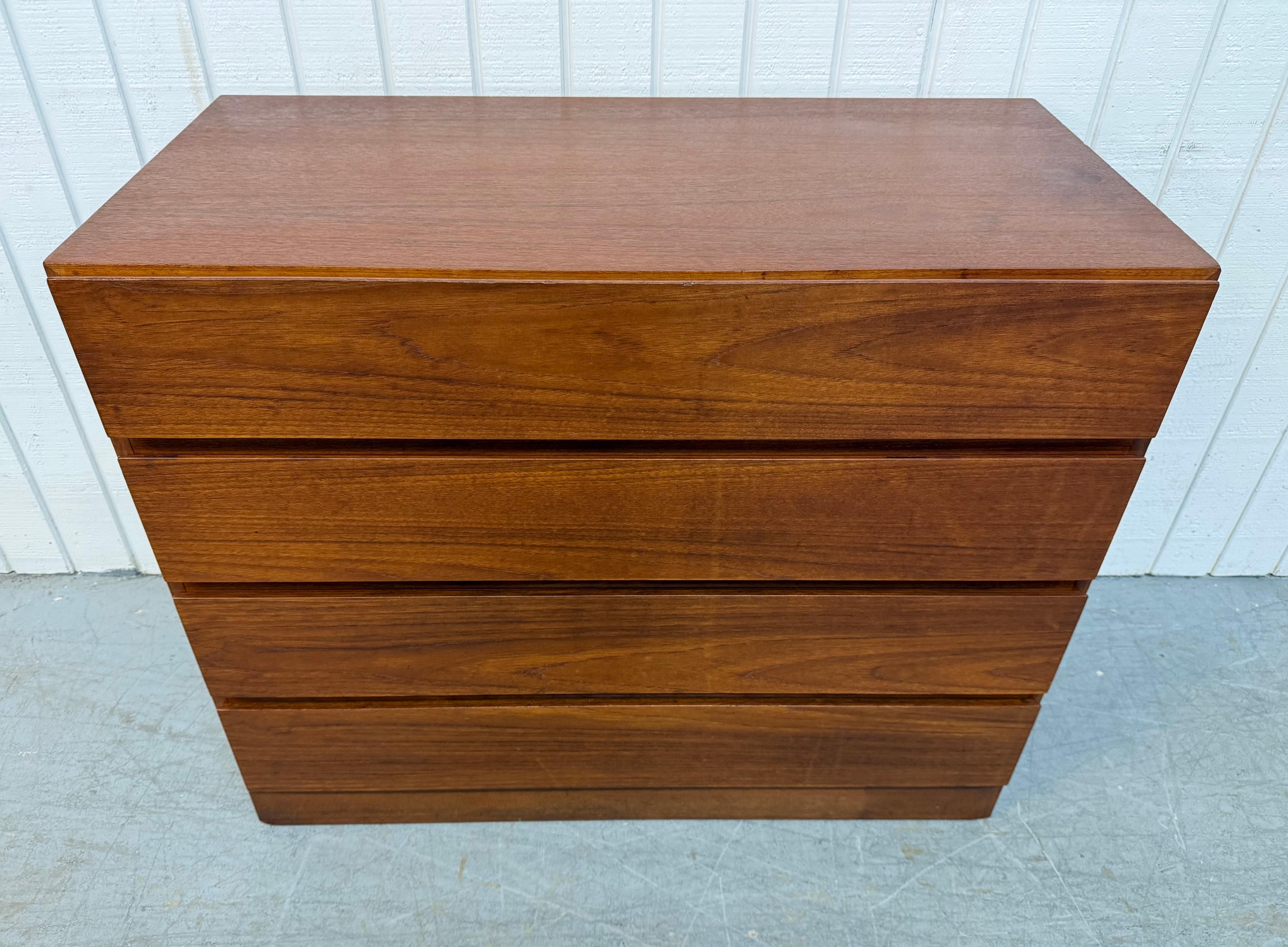 Cassapanca danese moderna di metà secolo in teak In condizioni buone in vendita a Clarksboro, NJ