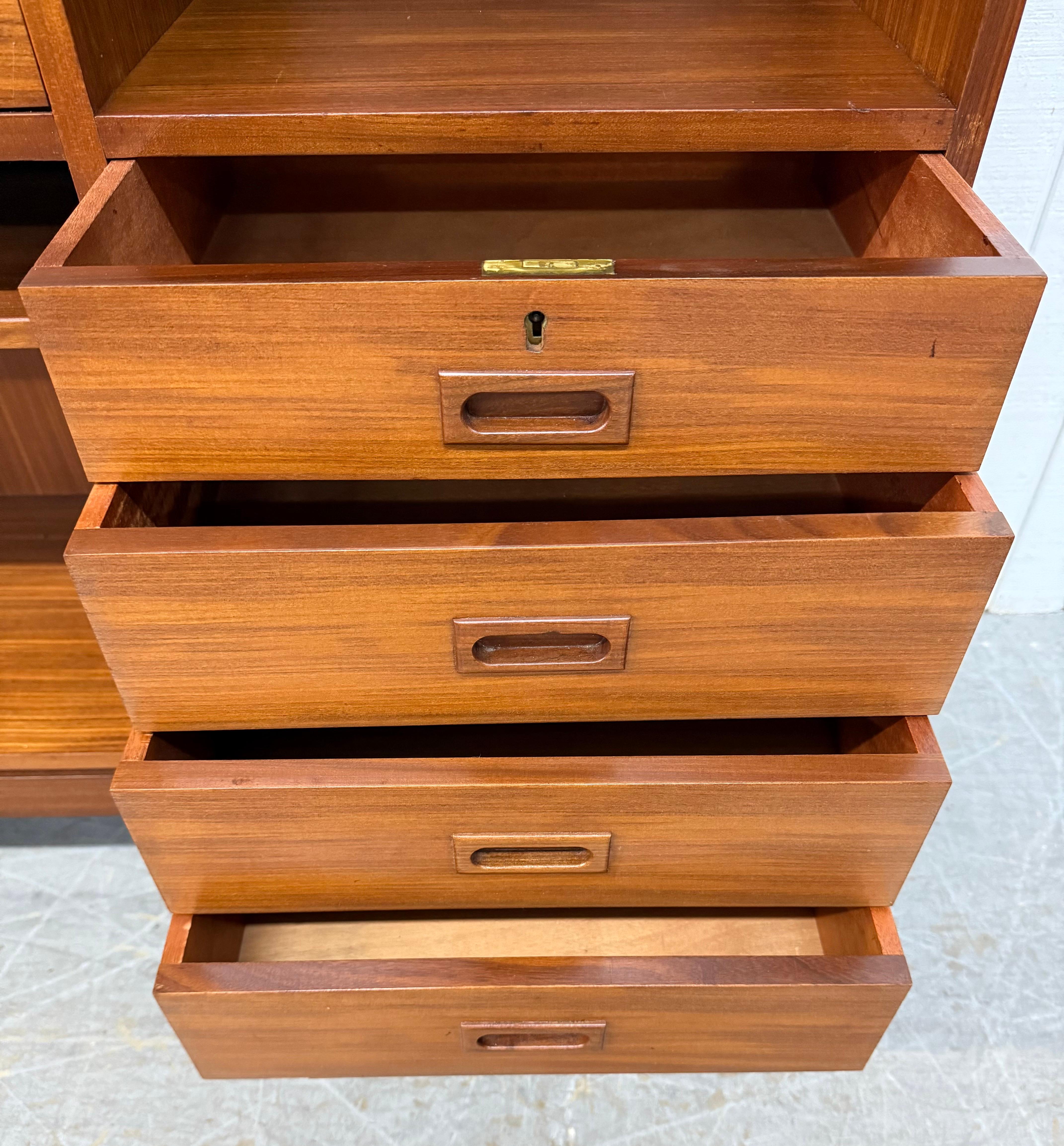 Mid-Century Danish Modern Teak Bar Cabinet For Sale 2