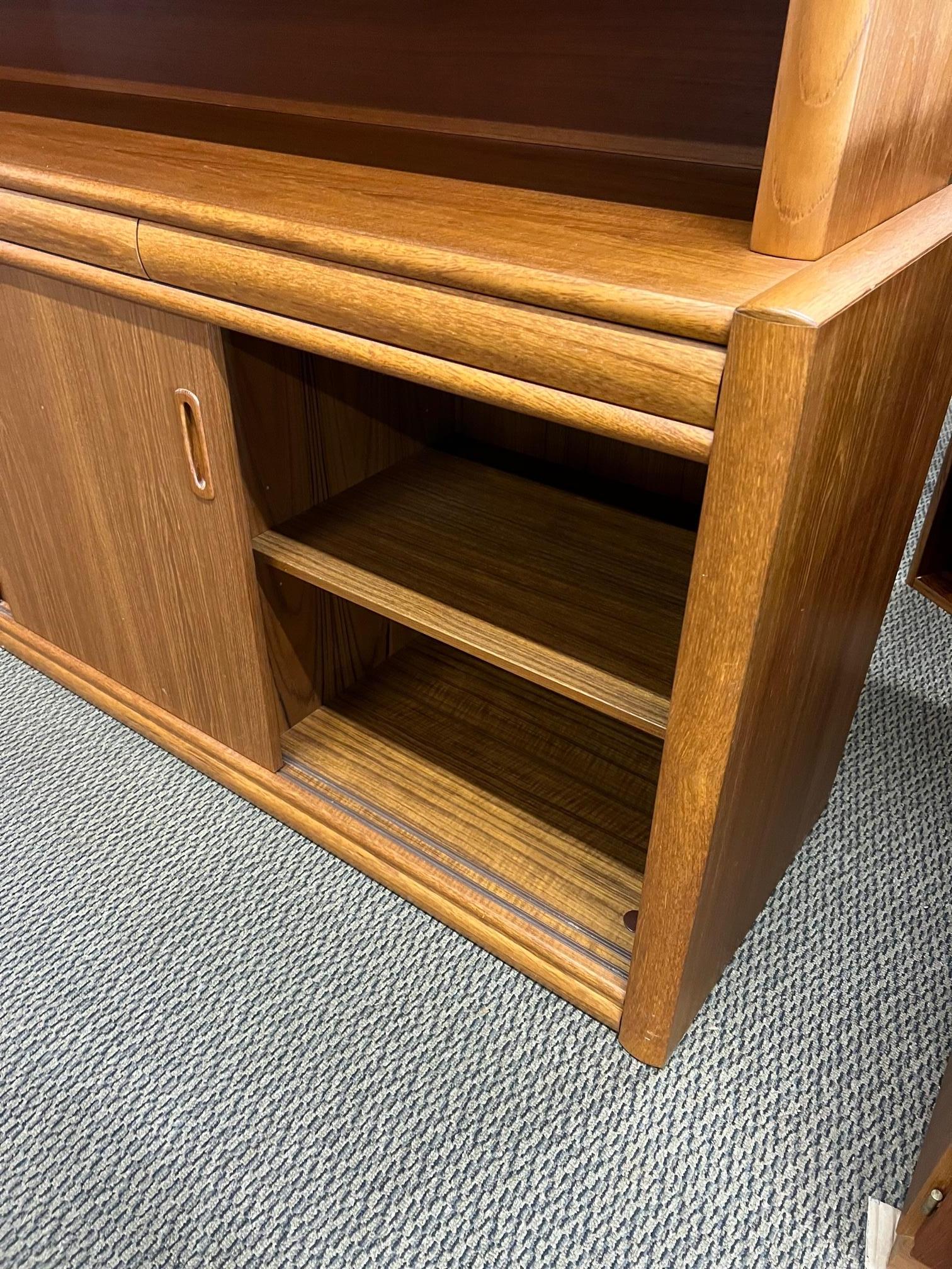 Mid Century Danish Modern Teak Buffet Display China Cabinet With Hutch And Light 3