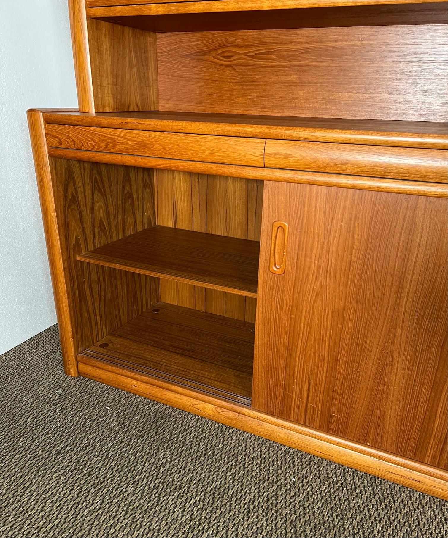 Mid Century Danish Modern Teak Buffet Display China Cabinet With Hutch And Light 1