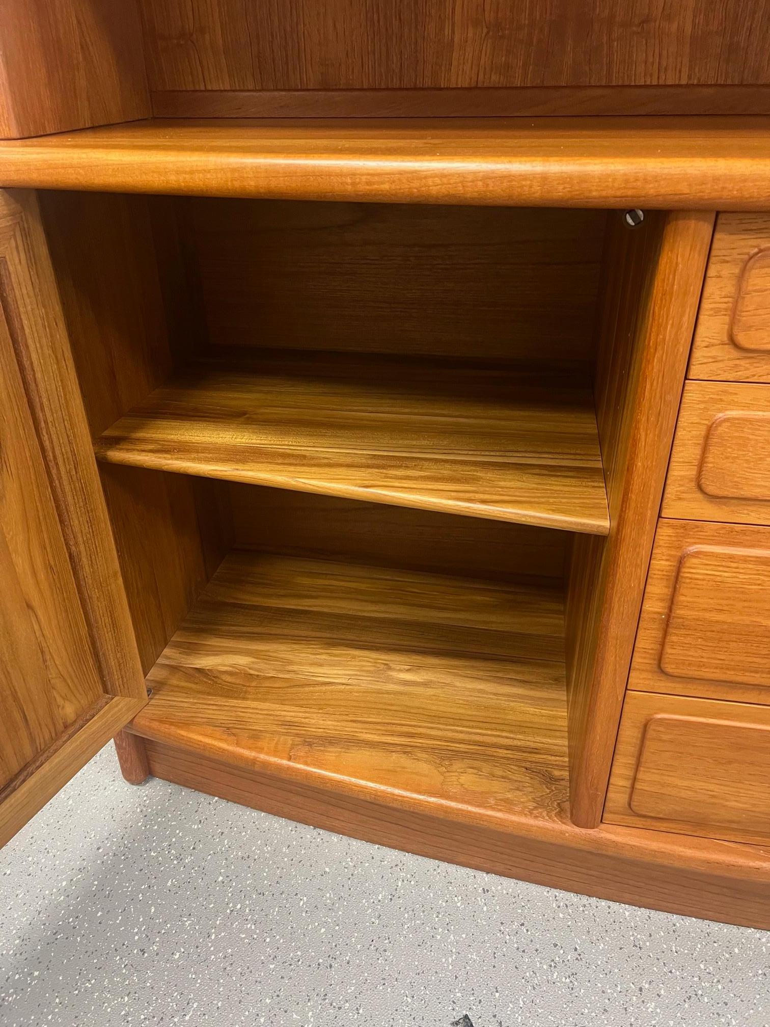 Mid Century Danish Modern Teak Buffet Hutch Display China Cabinet Bow Front 2