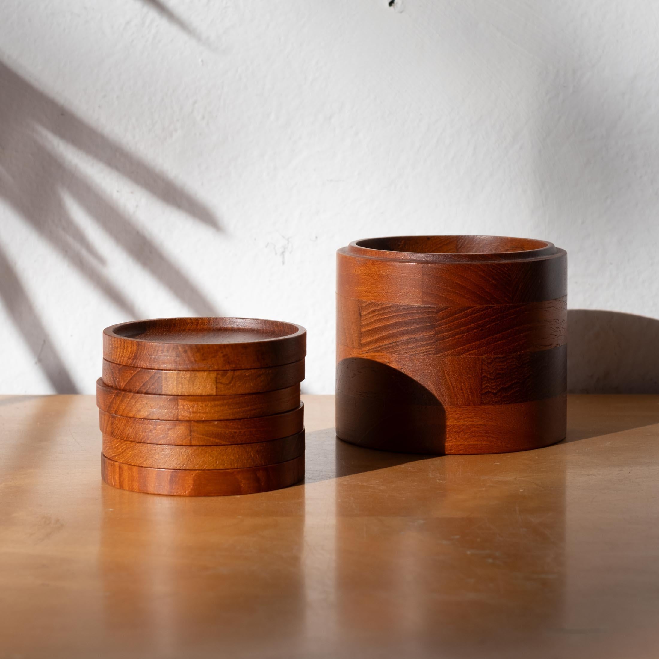 Mid-Century Danish Modern Teak Coaster Set In Good Condition In San Diego, CA